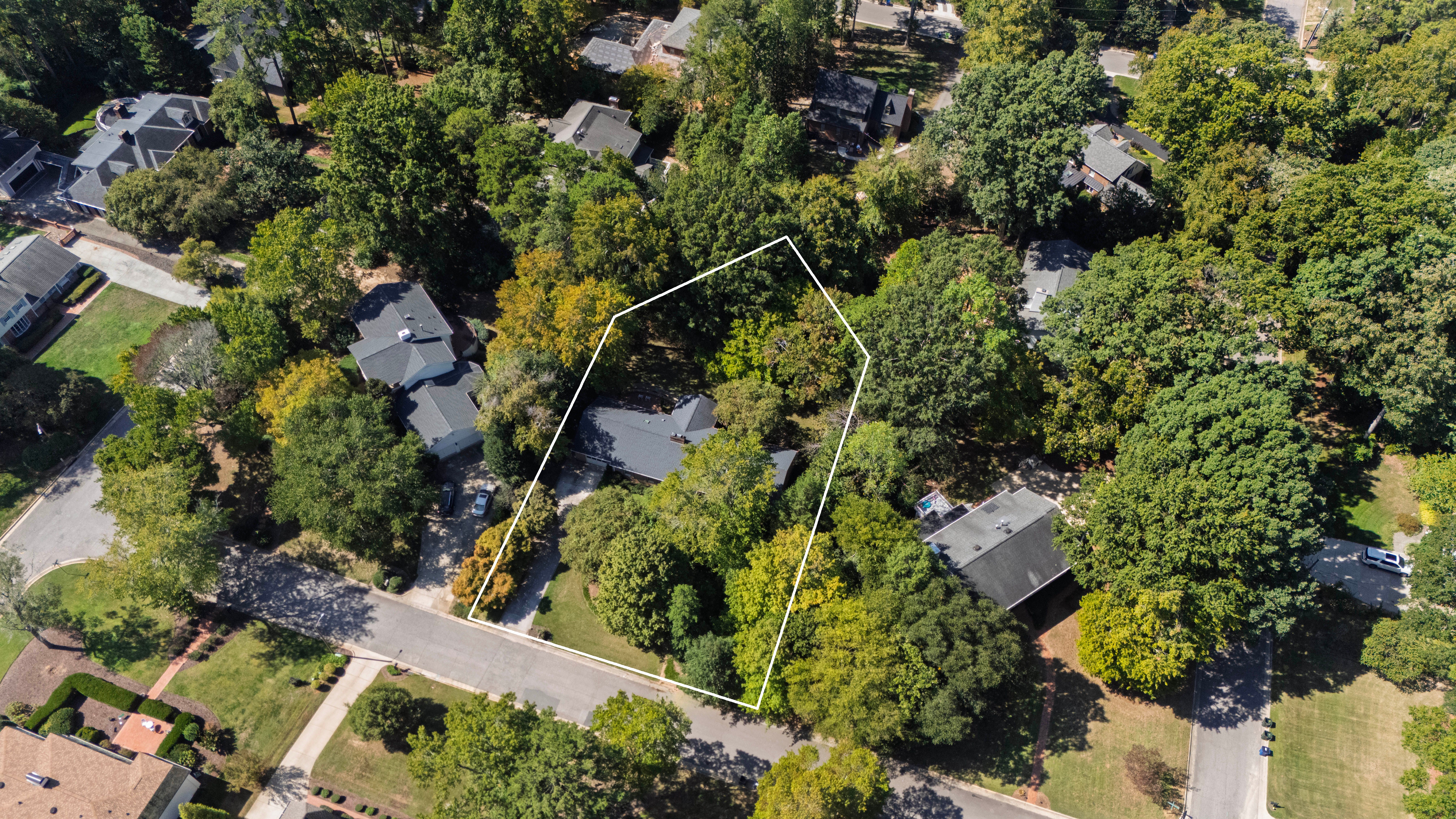  3705 Stonehaven Drive, Raleigh, NC 27609 - 物件實景