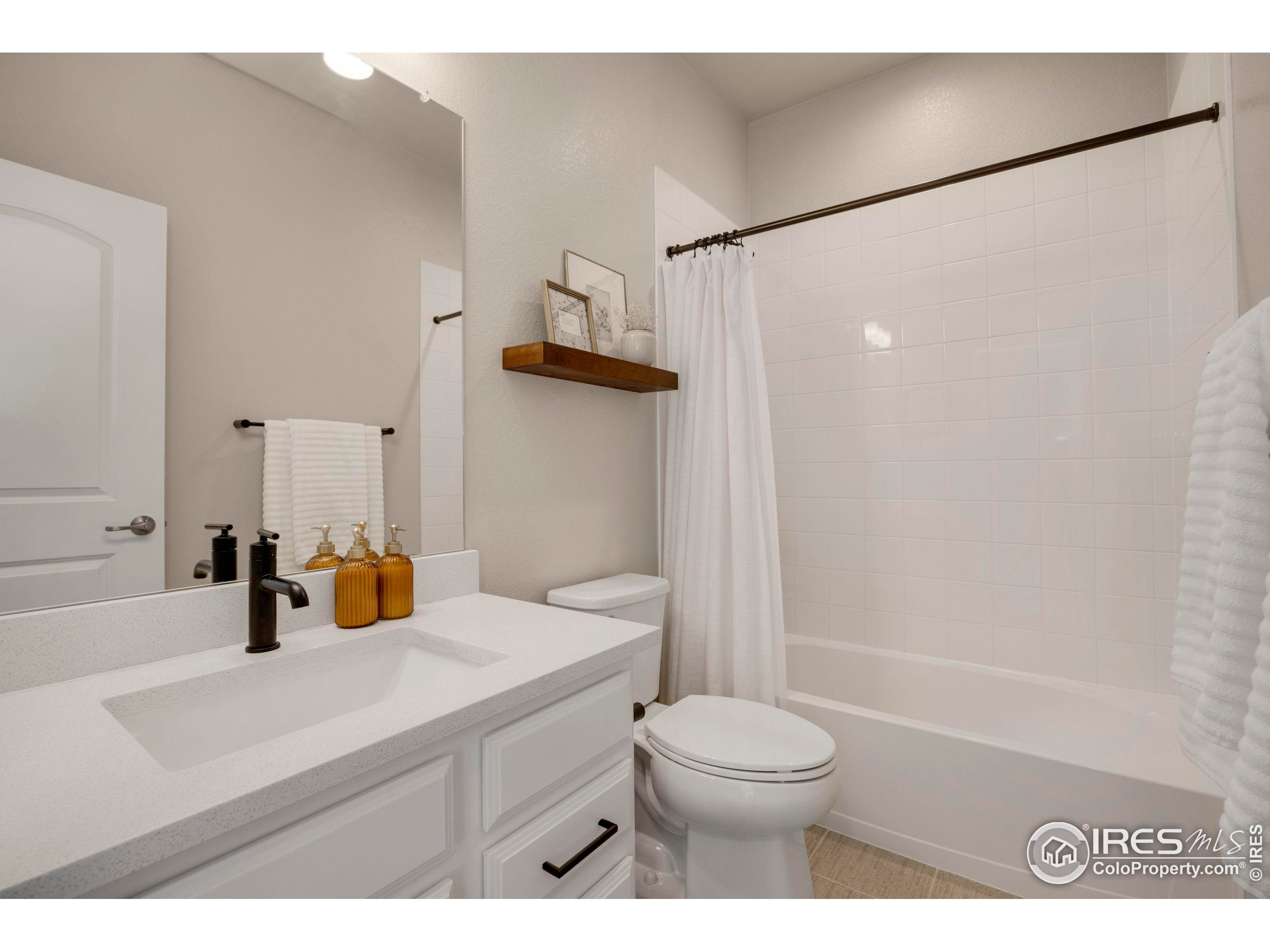 Broomfield, Colorado, 80023, United States, 3 Bedrooms Bedrooms, ,3 BathroomsBathrooms,Residential,For Sale,1805033