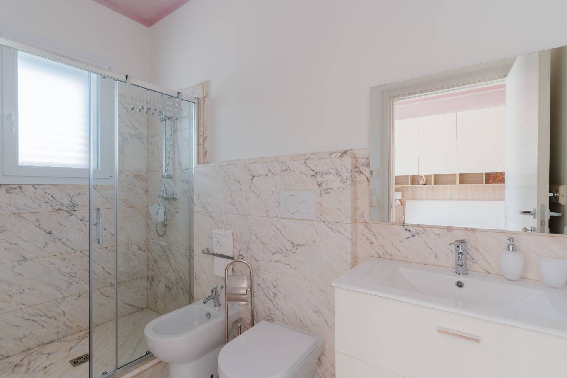 Ruffano, Lecce, 73049, IT, 4 Bedrooms Bedrooms, ,4 BathroomsBathrooms,Residential,For Sale,1892683