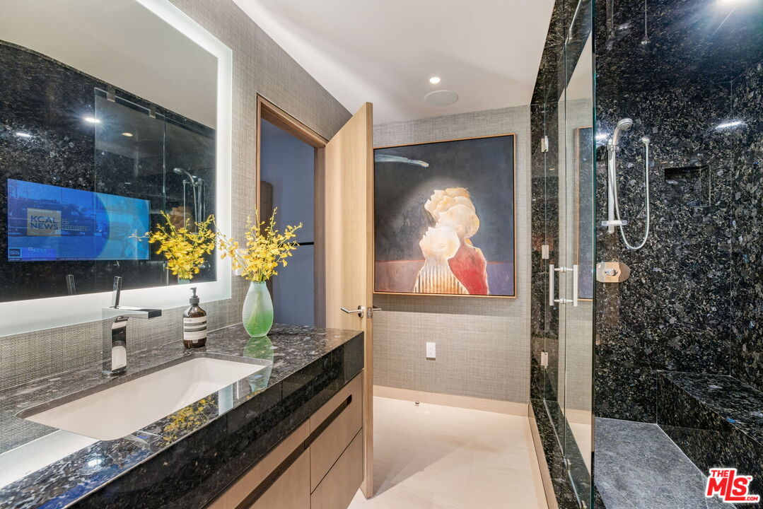 Los Angeles, California, 90046, United States, 3 Bedrooms Bedrooms, ,3 BathroomsBathrooms,Residential,For Sale,1908229