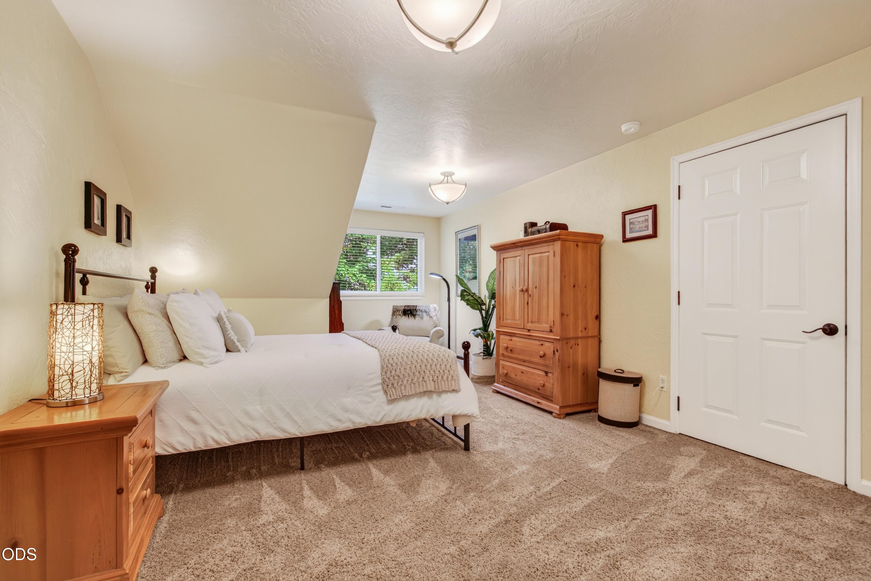  159 Princeville Drive Eagle Point, OR 97524 - 物件實景
