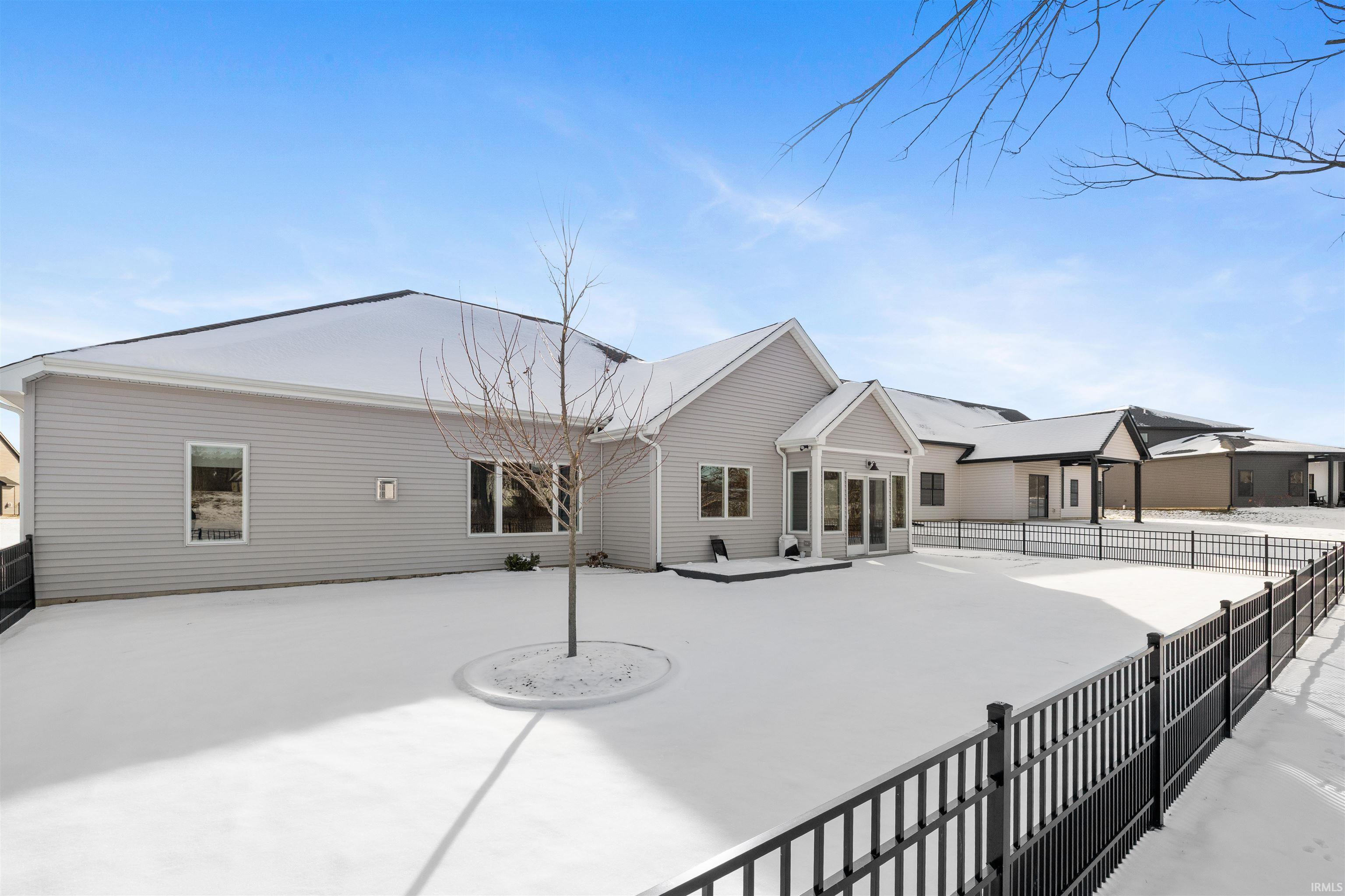 Fort Wayne, Indiana, 46845, United States, 3 Bedrooms Bedrooms, ,3 BathroomsBathrooms,Residential,For Sale,2006241