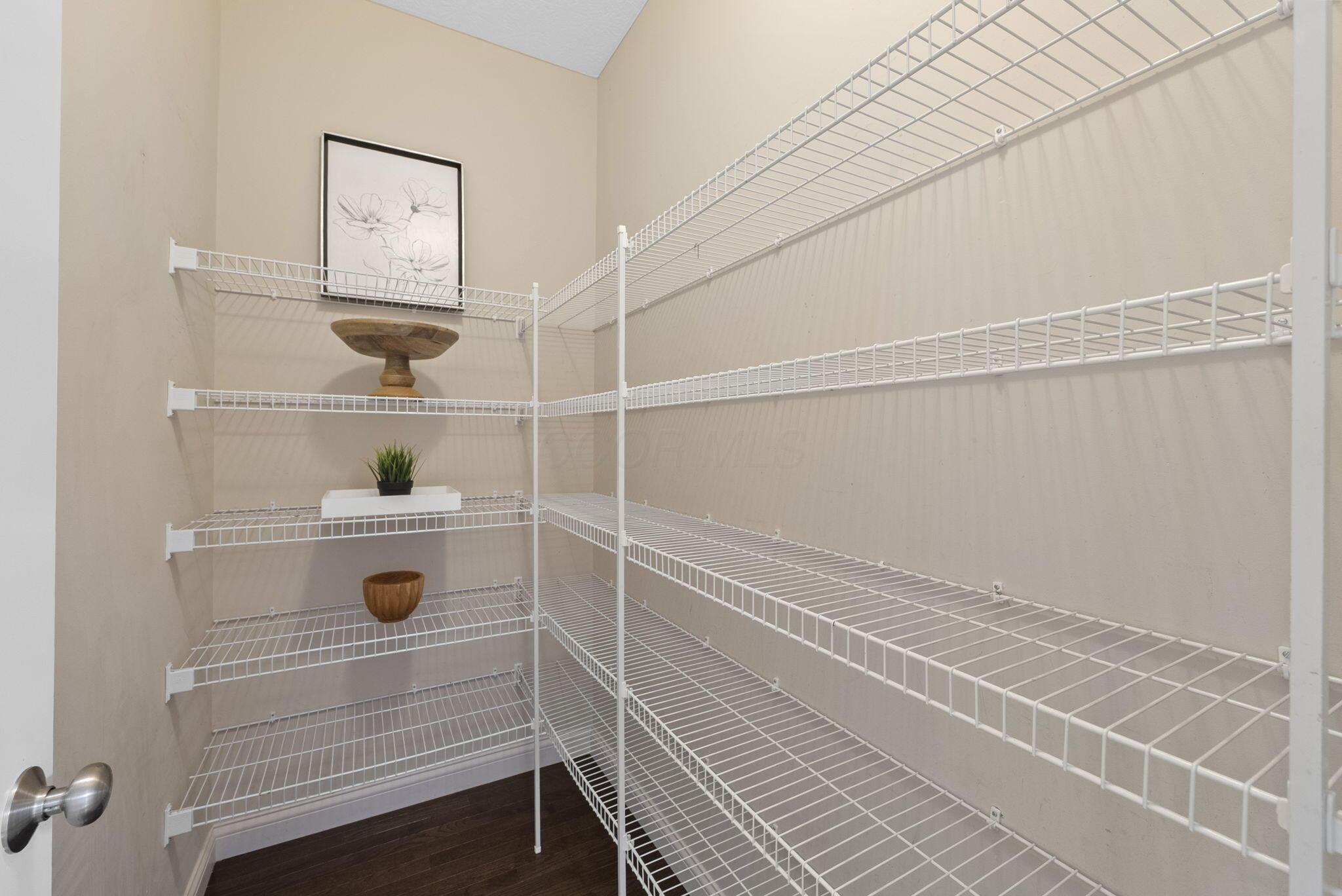 Powell, Ohio, 43065, United States, 5 Bedrooms Bedrooms, ,5 BathroomsBathrooms,Residential,For Sale,1988967