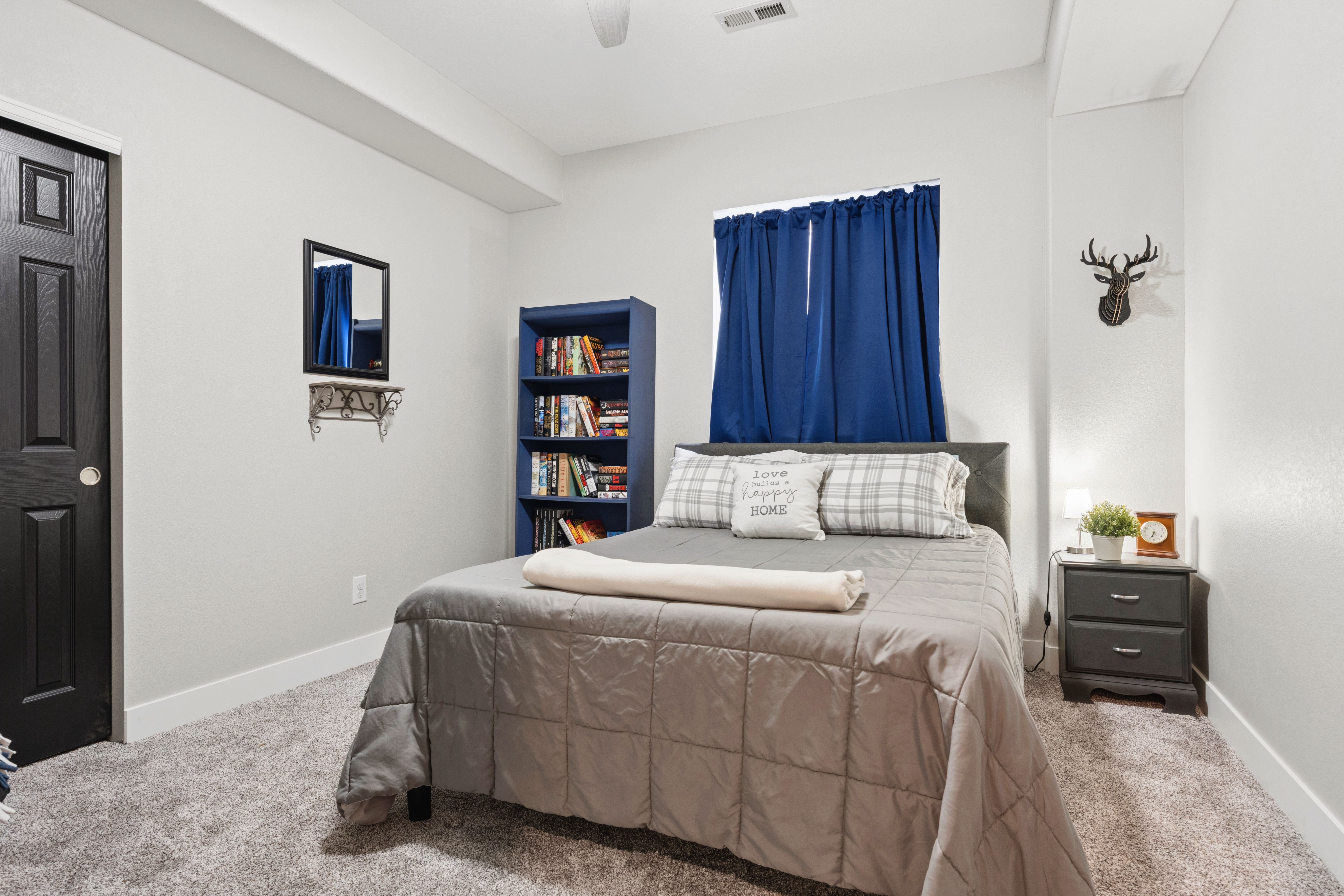  Beautiful Home Located in the Highly Desirable Haven at York Street Community - 物件實景
