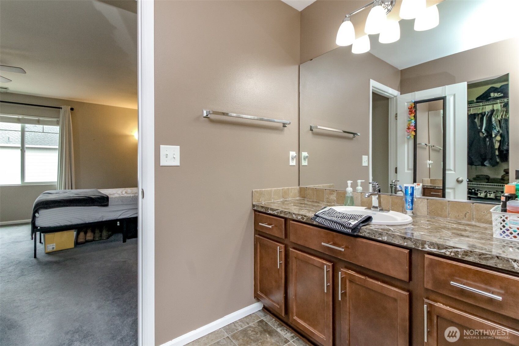 Puyallup, Washington, 98373, United States, 3 Bedrooms Bedrooms, ,3 BathroomsBathrooms,Residential,For Sale,1979459