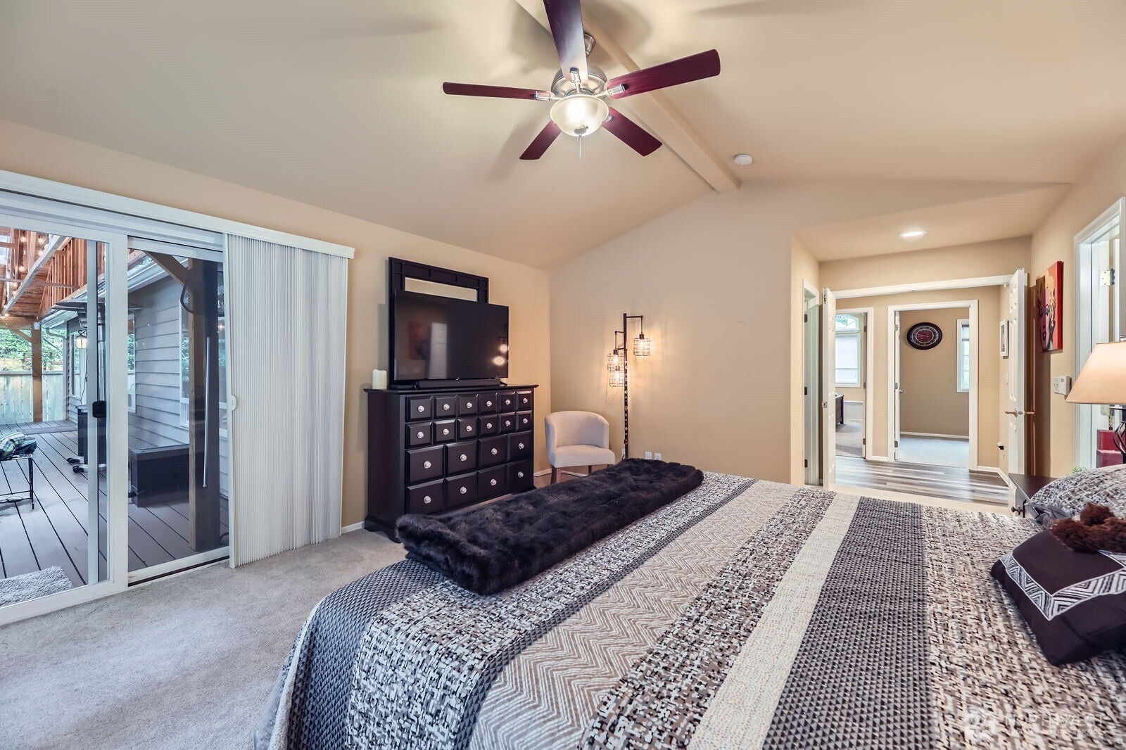 Mill Creek, Washington, 98012, United States, 3 Bedrooms Bedrooms, ,3 BathroomsBathrooms,Residential,For Sale,1792032
