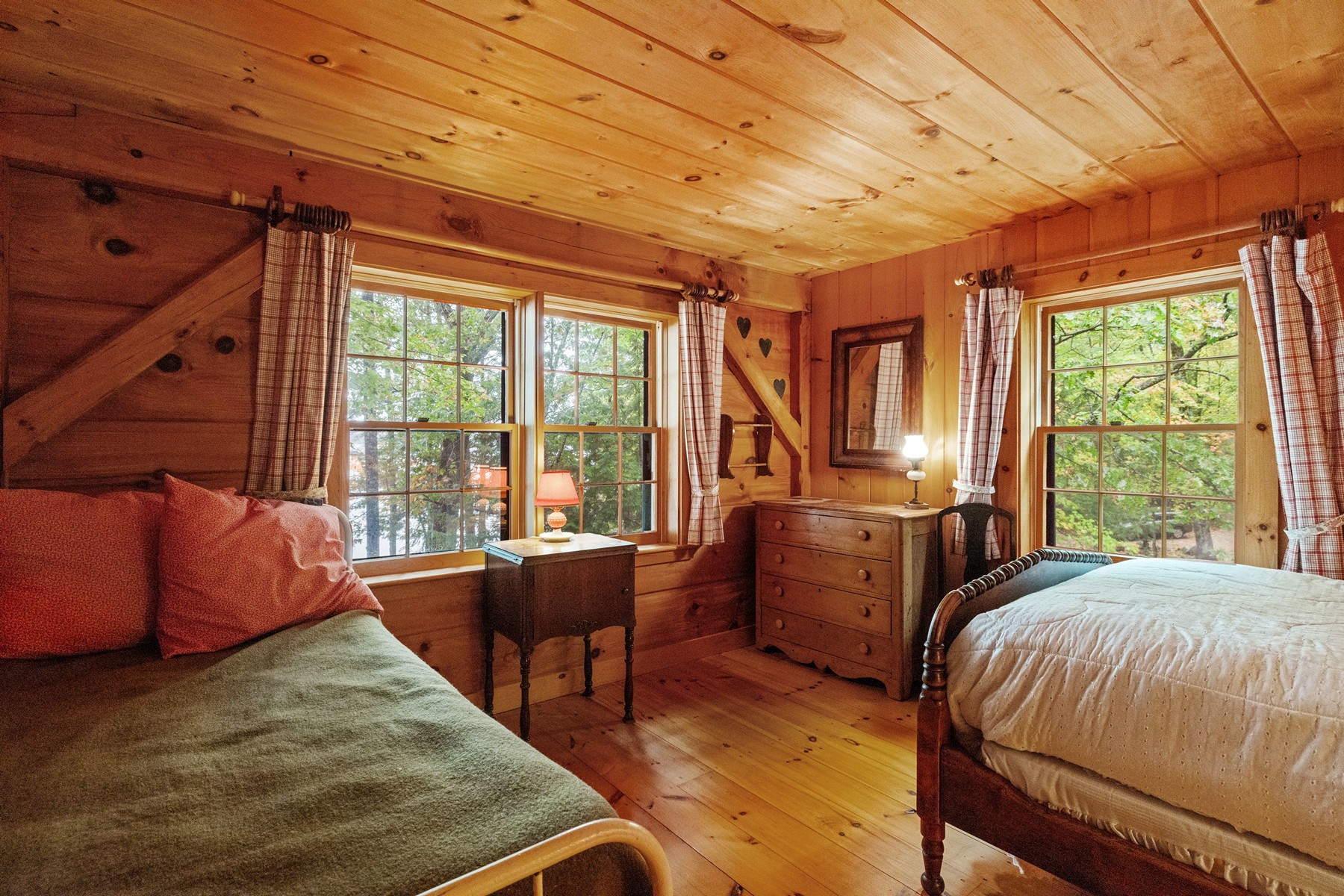  294 Pinehurst Road - 物件實景