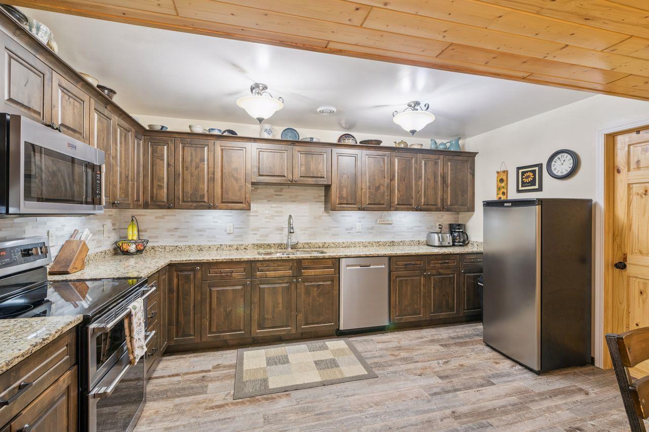 Iron River, Wisconsin, 54847, United States, 3 Bedrooms Bedrooms, ,2 BathroomsBathrooms,Residential,For Sale,1911262