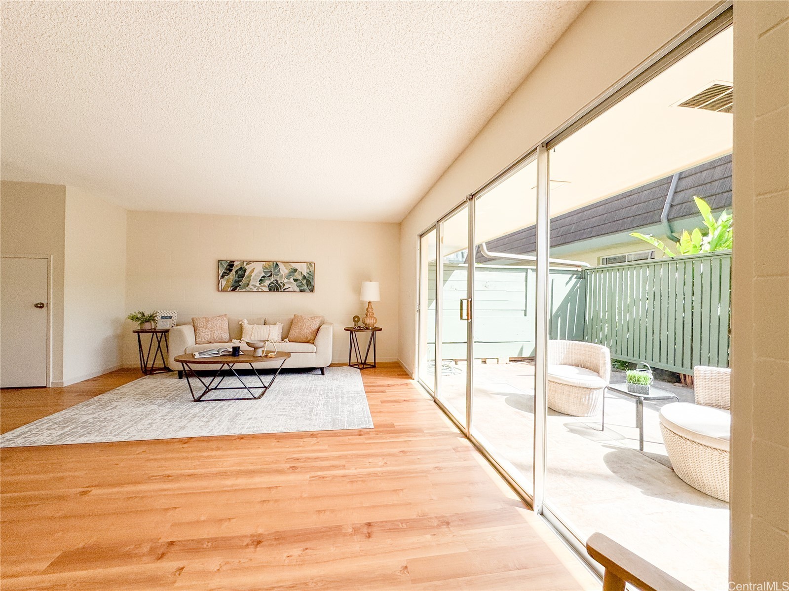 Aiea, Hawaii, 96701, United States, 3 Bedrooms Bedrooms, ,3 BathroomsBathrooms,Residential,For Sale,1962399