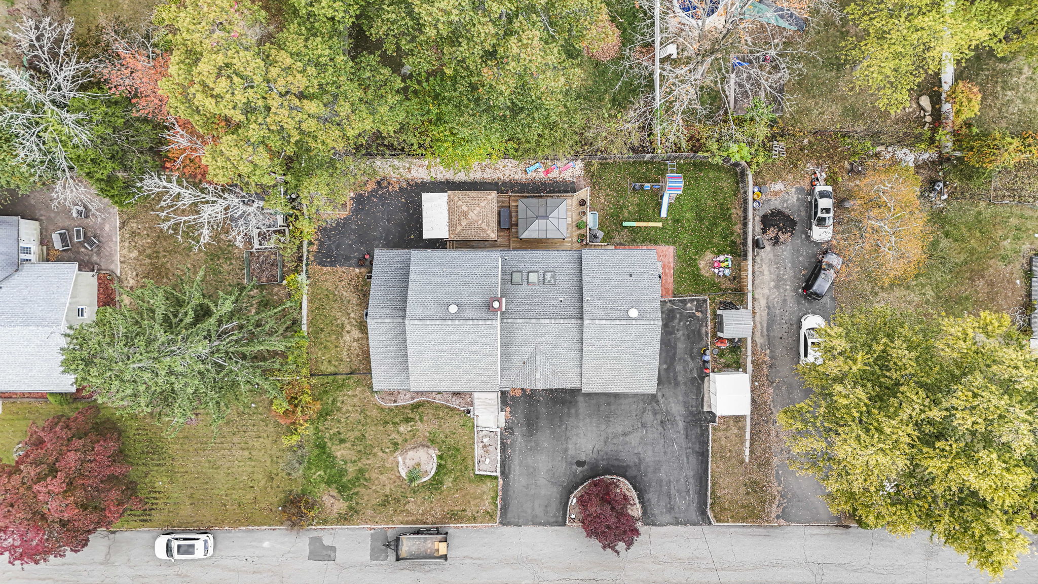 Lincoln Park, New Jersey, 07035, United States, 6 Bedrooms Bedrooms, ,4 BathroomsBathrooms,Residential,For Sale,1986151