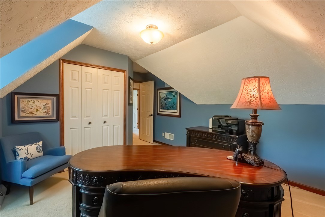 Finleyville, Pennsylvania, 15332, United States, 4 Bedrooms Bedrooms, ,4 BathroomsBathrooms,Residential,For Sale,1985685