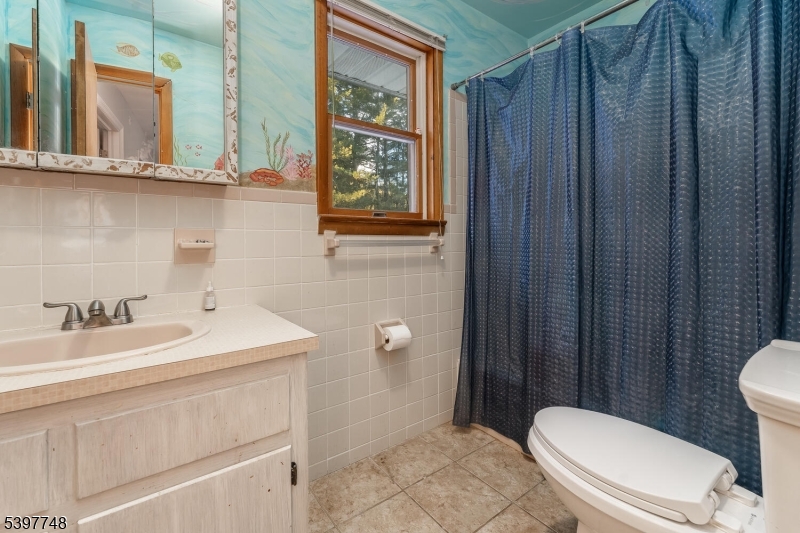 Rockaway Twp., New Jersey, 07866, United States, 4 Bedrooms Bedrooms, ,4 BathroomsBathrooms,Residential,For Sale,1994674