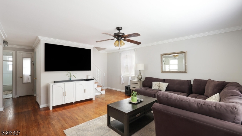 Garwood Boro, New Jersey, 07027, United States, 3 Bedrooms Bedrooms, ,2 BathroomsBathrooms,Residential,For Sale,1990951