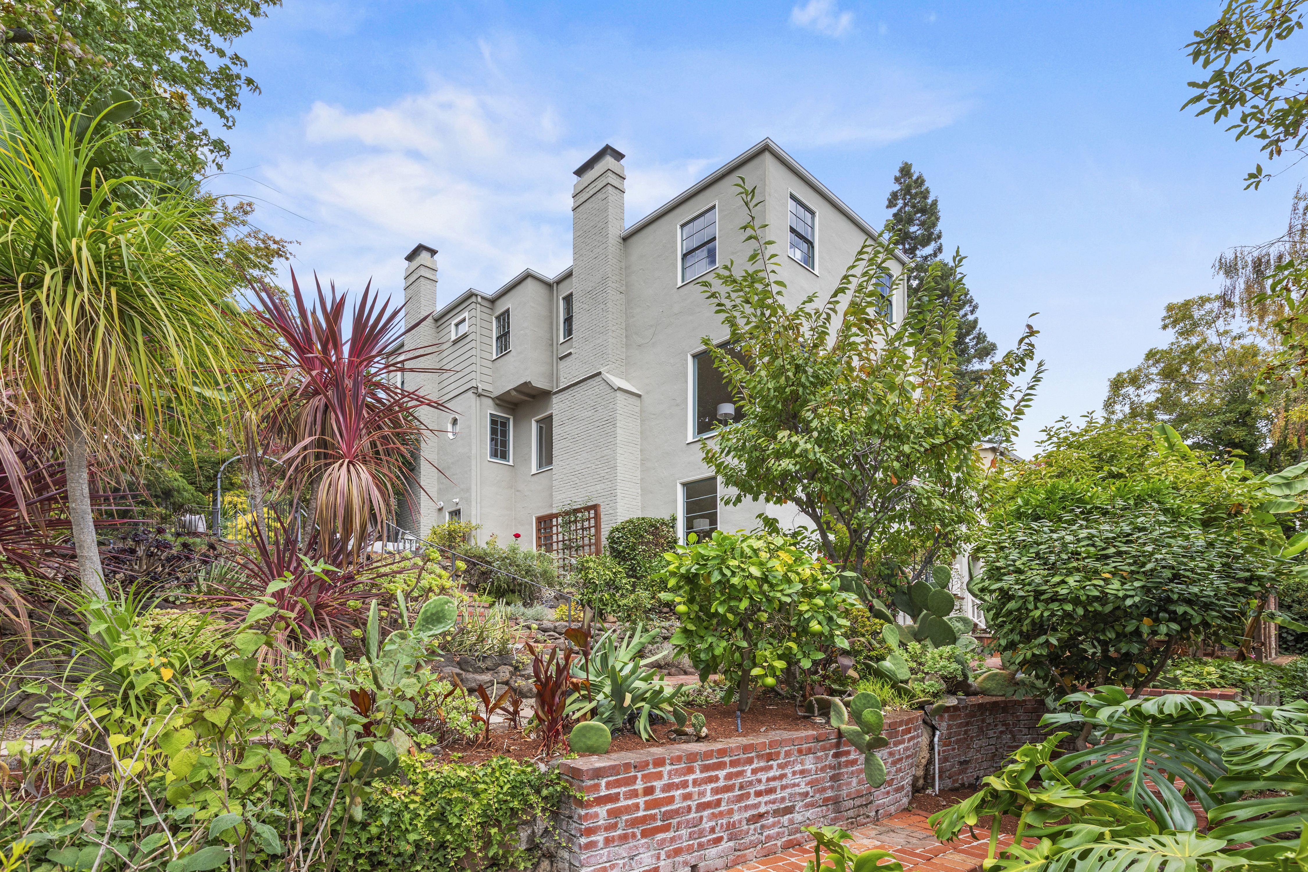  A Cherished Upper Piedmont Estate with Exceptional Views and Gardens - 物件實景