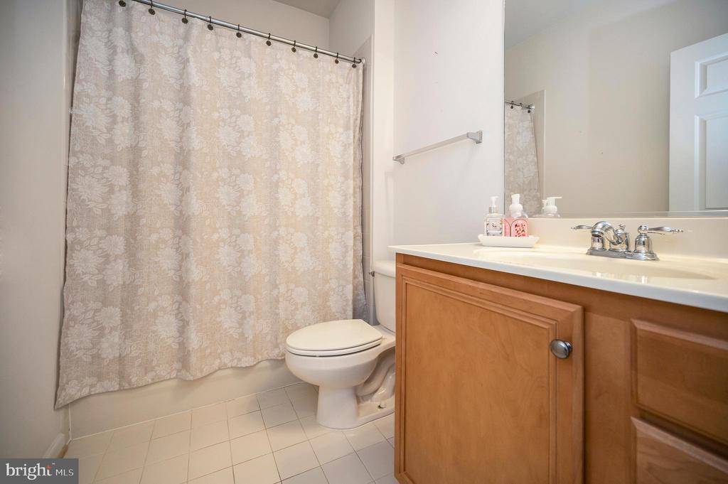 Fredericksburg, Virginia, 22401, United States, 3 Bedrooms Bedrooms, ,3 BathroomsBathrooms,Residential,For Sale,1911277