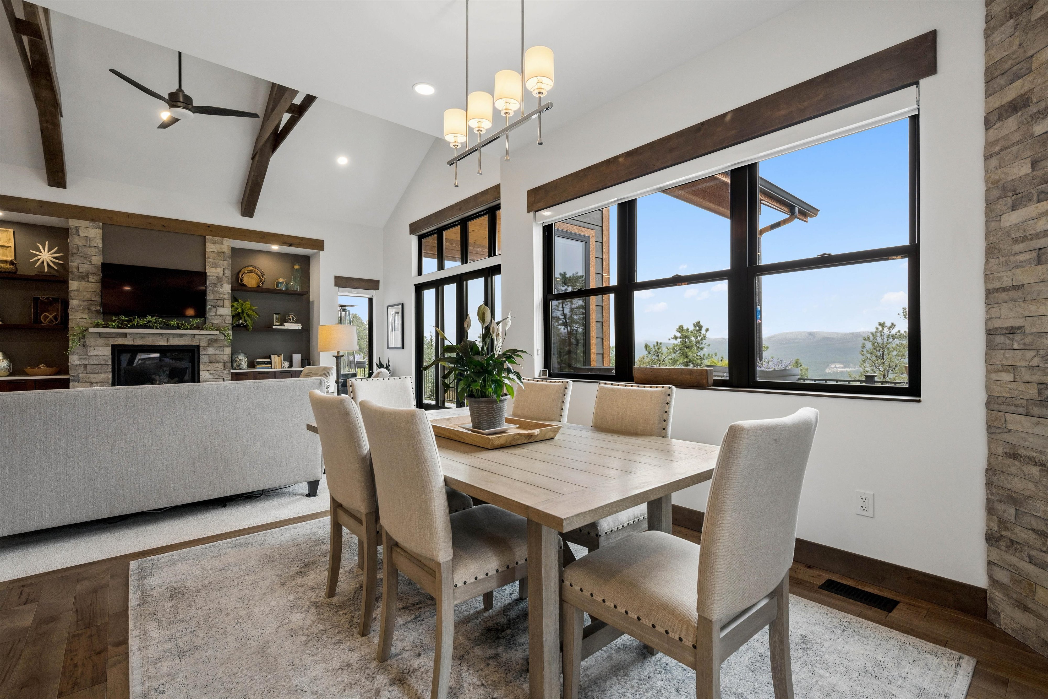  Hiwan Hills Mountain Contemporary with Mt. Blue Sky Views, Chef’s Kitchen & Spa - 物件實景