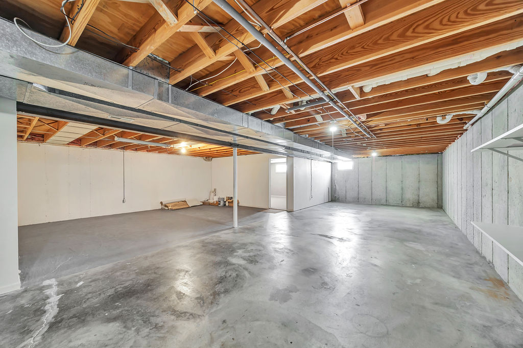 Oxford, Ohio, 45056, United States, 3 Bedrooms Bedrooms, ,3 BathroomsBathrooms,Residential,For Sale,2014049