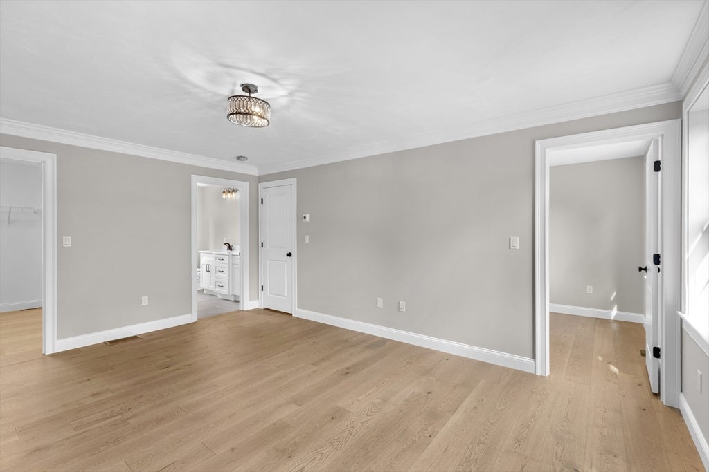 Lakeville, Massachusetts, 02347, United States, 3 Bedrooms Bedrooms, ,3 BathroomsBathrooms,Residential,For Sale,1943021