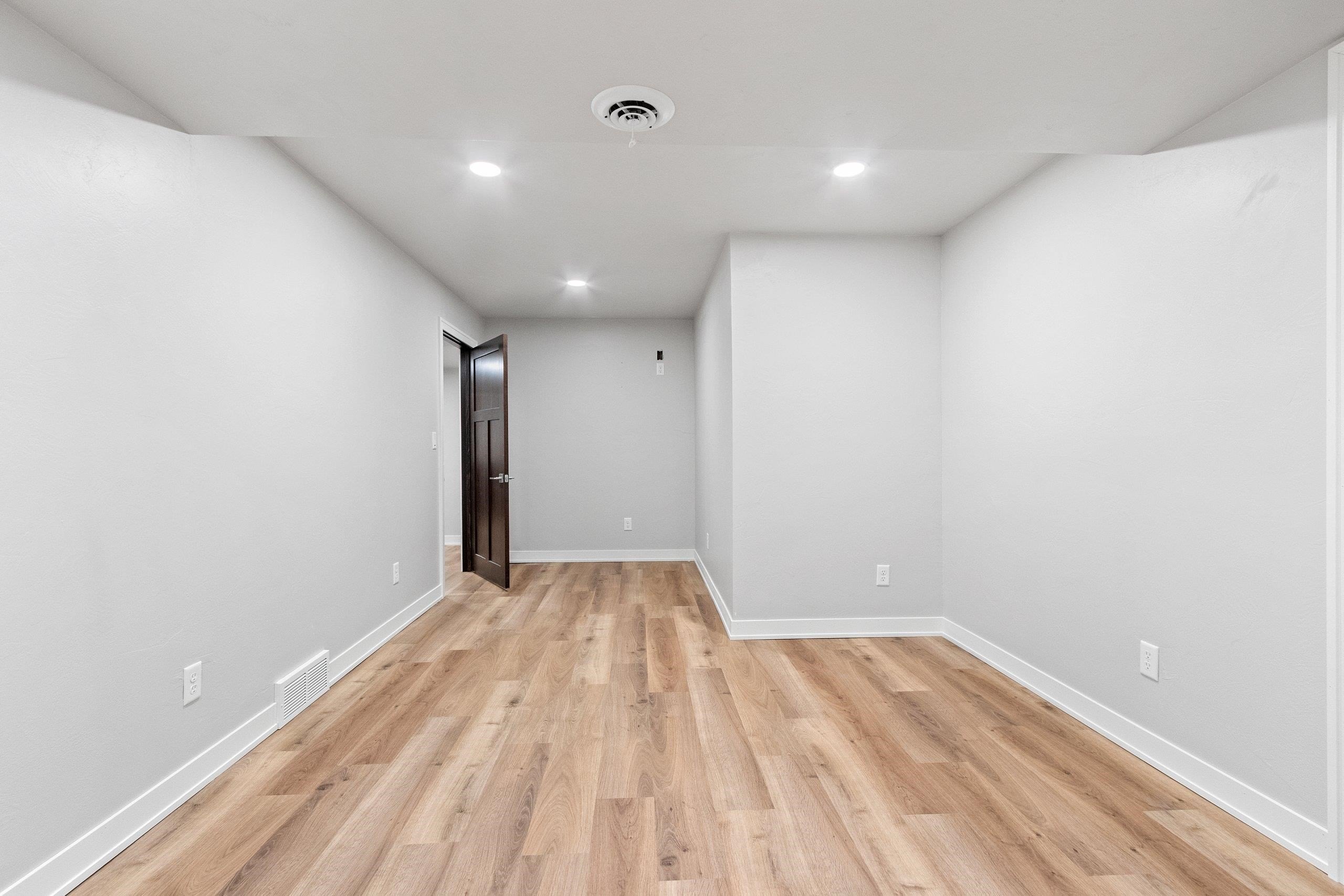 DE PERE, Wisconsin, 54115, United States, 4 Bedrooms Bedrooms, ,4 BathroomsBathrooms,Residential,For Sale,1982498