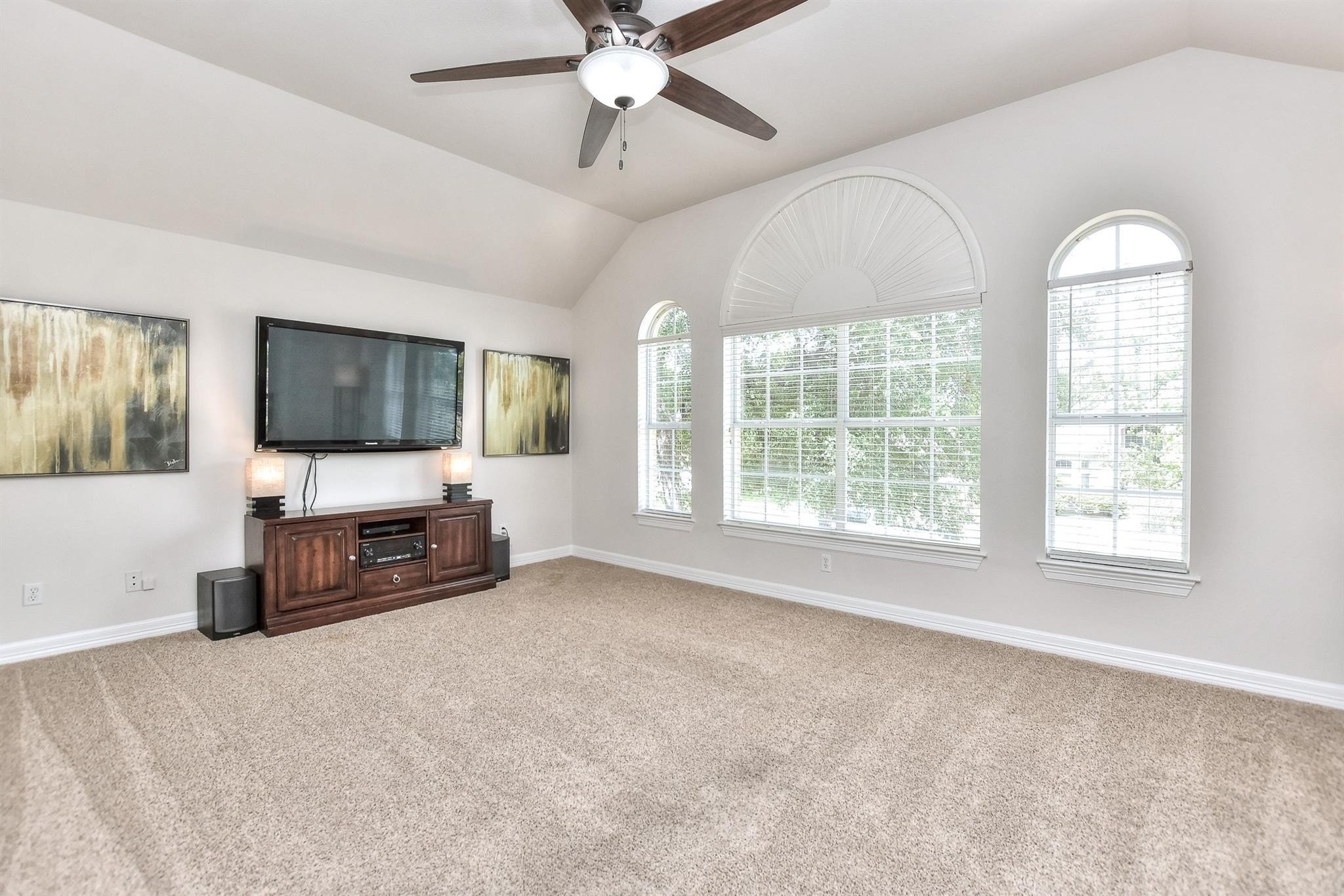 Georgetown, Texas, 78628, United States, 5 Bedrooms Bedrooms, ,4 BathroomsBathrooms,Residential,For Sale,1924392