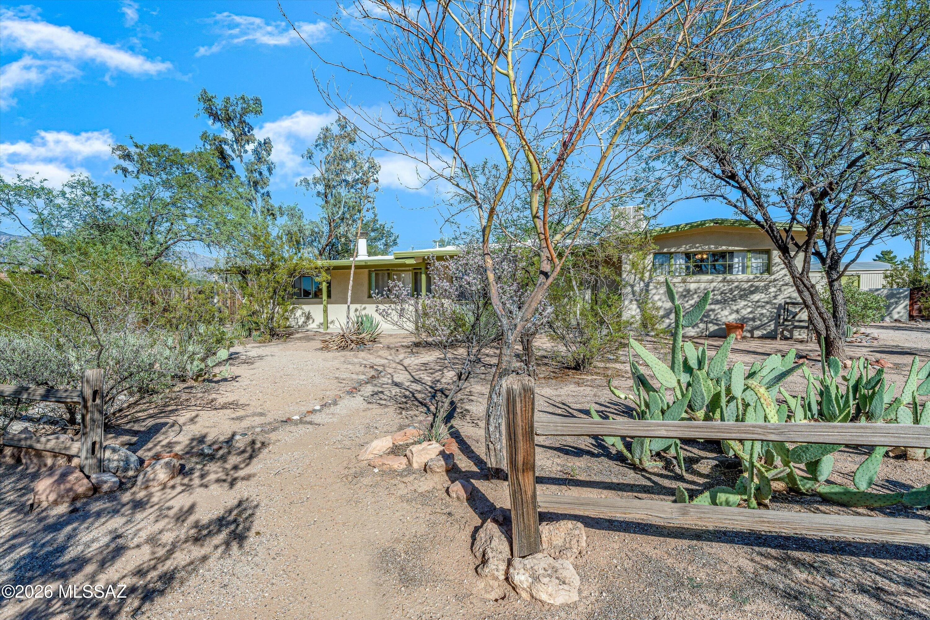 Jackson Ave, Tucson, AZ 85719