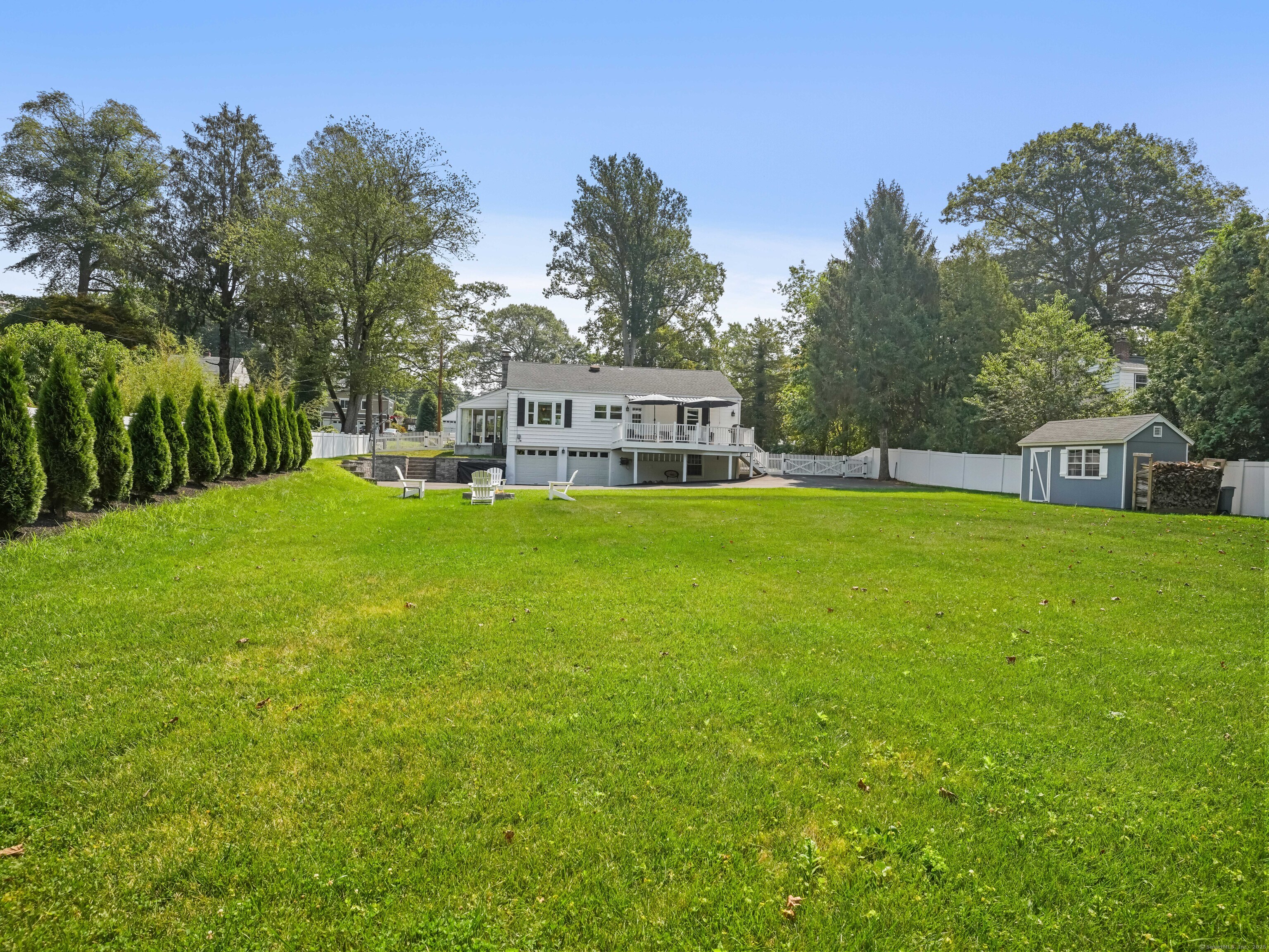Trumbull, Connecticut, 06611, United States, 2 Bedrooms Bedrooms, ,2 BathroomsBathrooms,Residential,For Sale,1917497