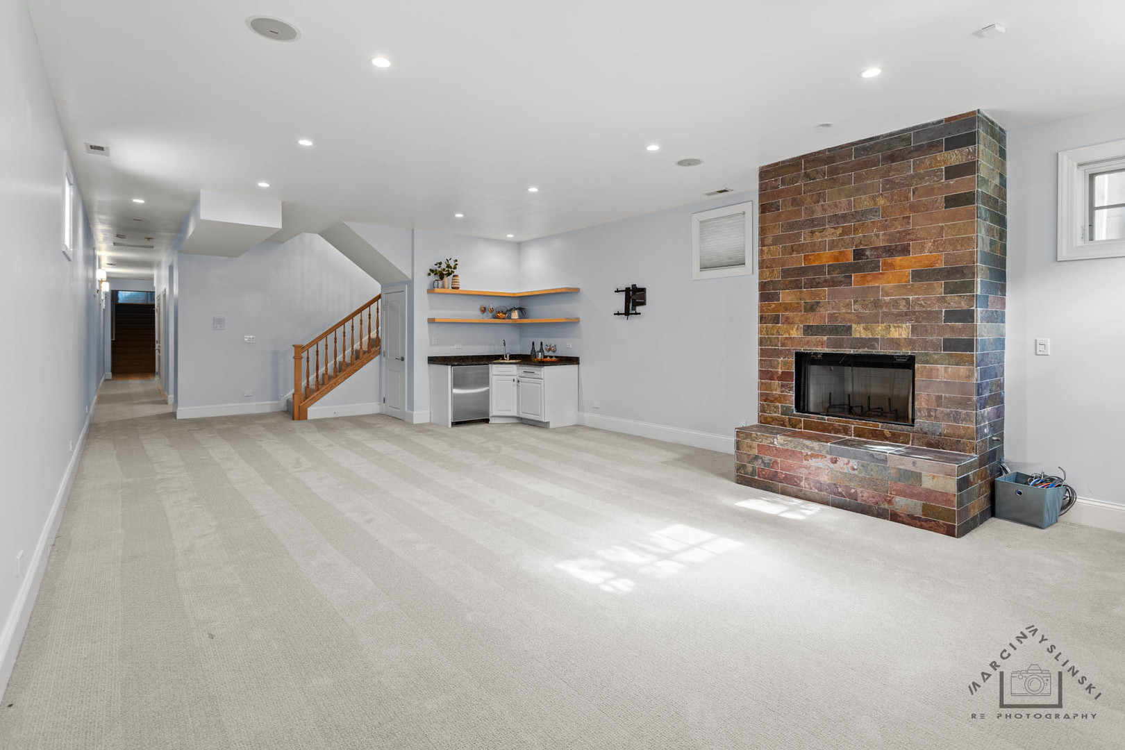 Chicago, Illinois, 60657, United States, 5 Bedrooms Bedrooms, ,4 BathroomsBathrooms,Residential,For Sale,1974505