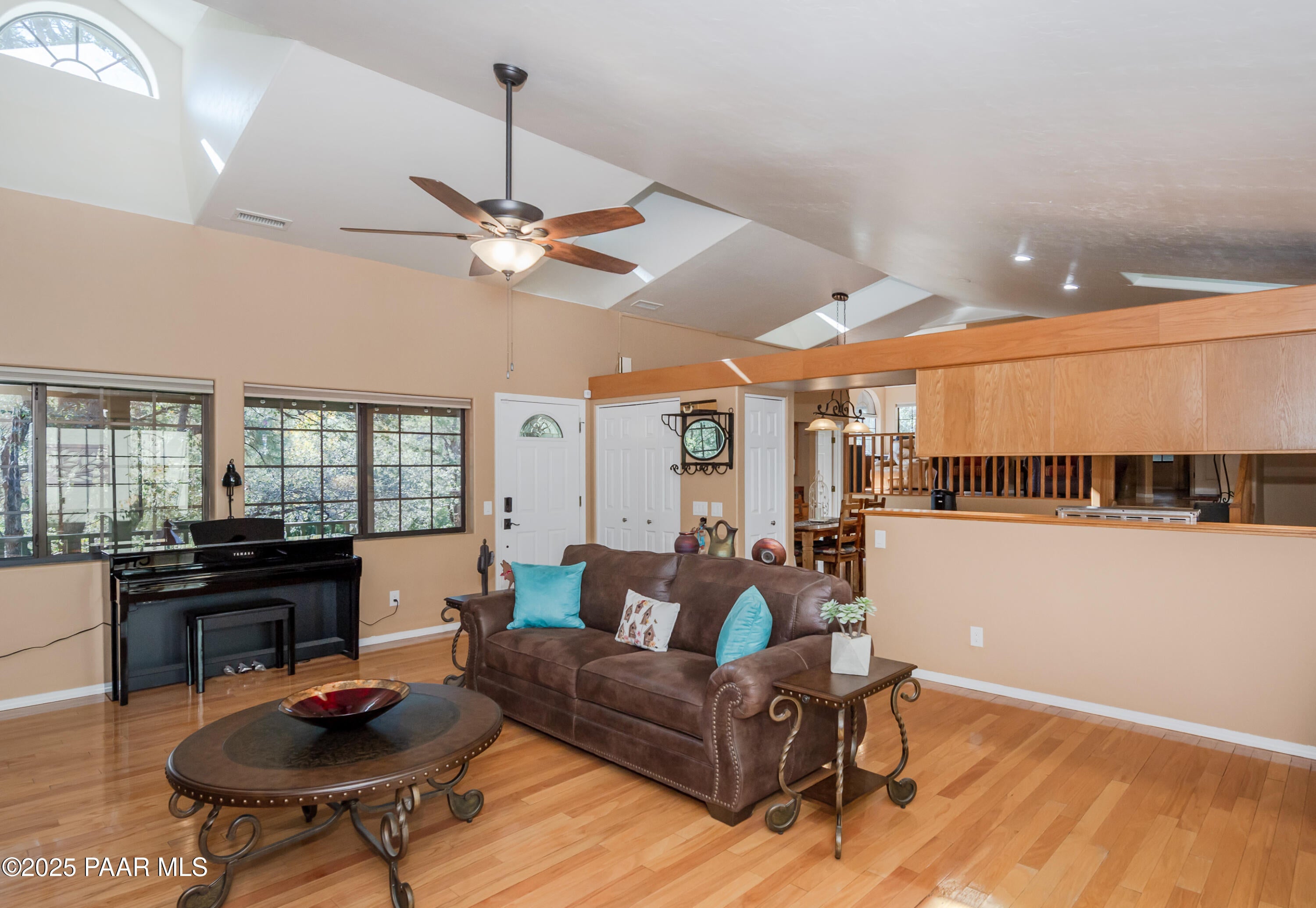 Prescott, Arizona, 86303, United States, 3 Bedrooms Bedrooms, ,3 BathroomsBathrooms,Residential,For Sale,1992908