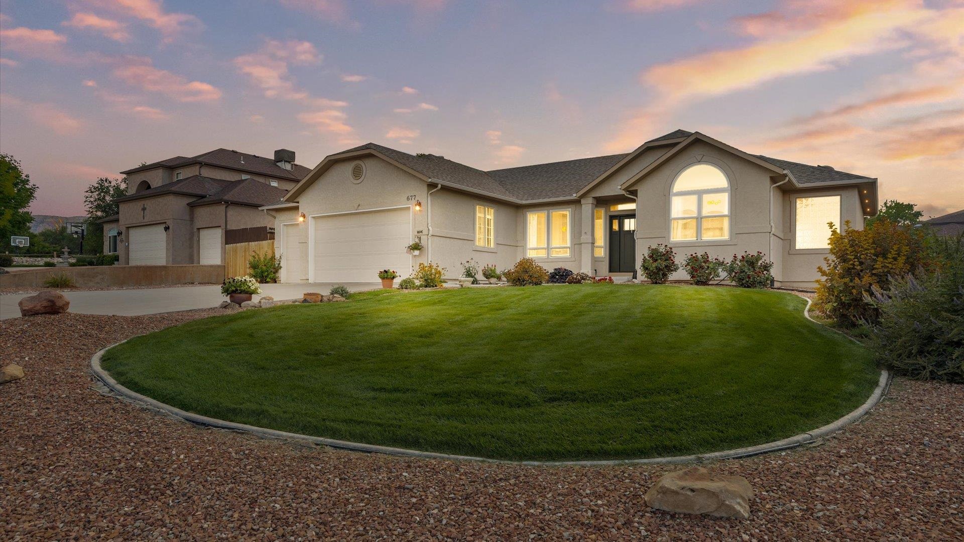 Grand Junction, Colorado, 81507, United States, 3 Bedrooms Bedrooms, ,2 BathroomsBathrooms,Residential,For Sale,1940996
