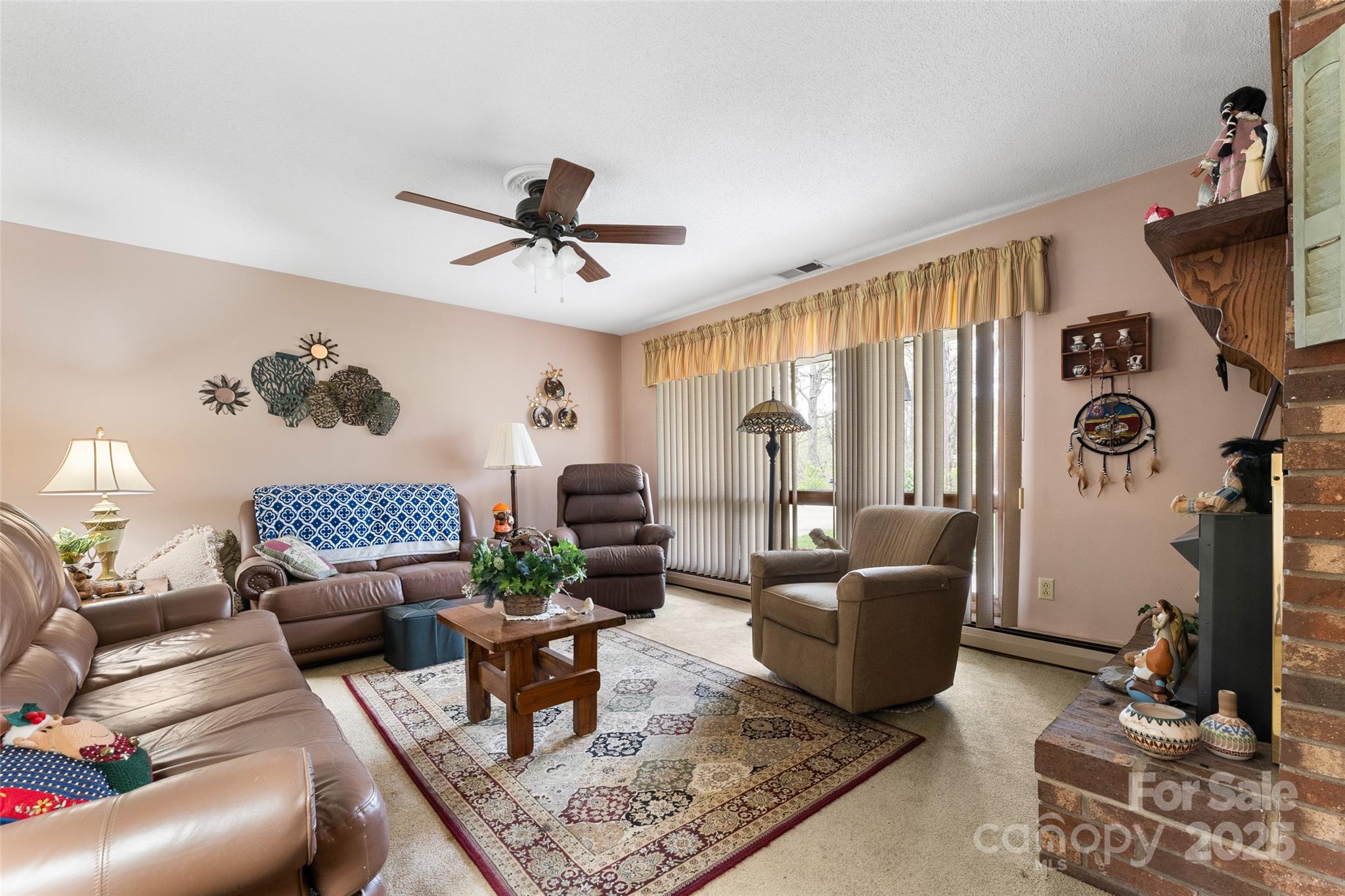 Leicester, North Carolina, 28748, United States, 3 Bedrooms Bedrooms, ,2 BathroomsBathrooms,Residential,For Sale,1938256
