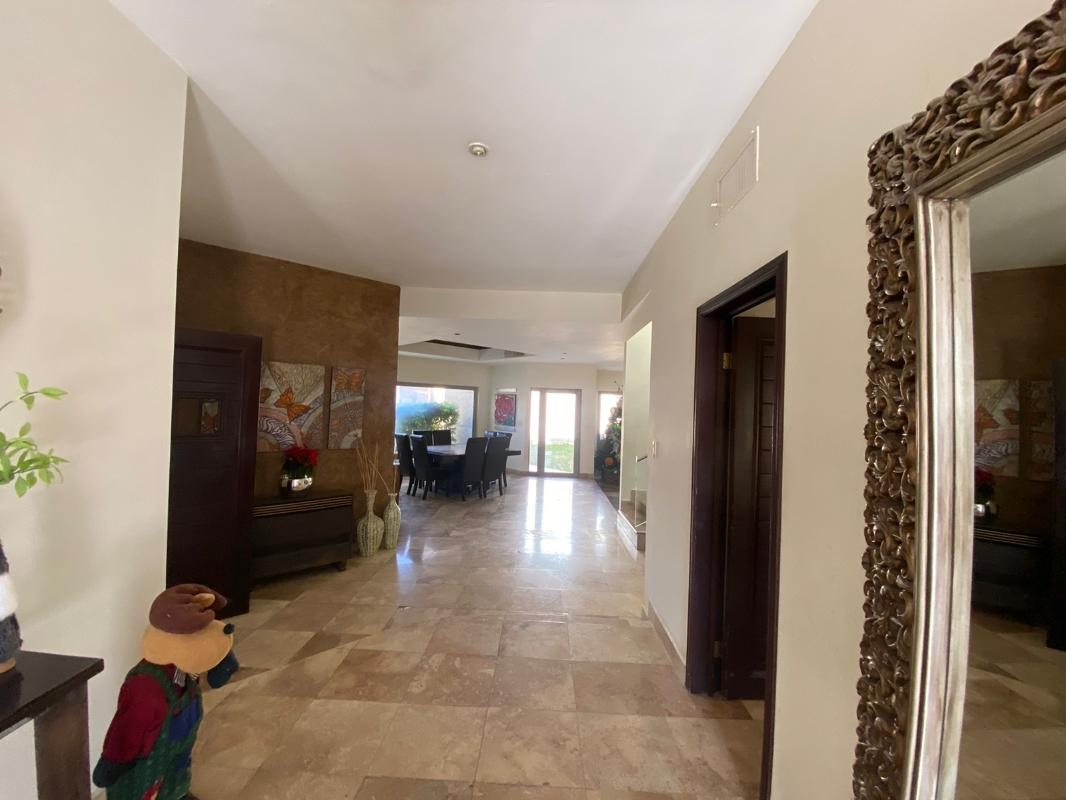 TORTOLAS, Torreón, Coahuila de Zaragoza, 27105, Mexico, 3 Bedrooms Bedrooms, ,3 BathroomsBathrooms,Residential,For Sale,TORTOLAS,1625500
