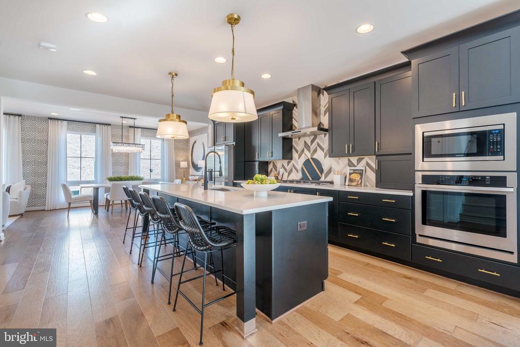 Woodbridge, Virginia, 22191, United States, 3 Bedrooms Bedrooms, ,4 BathroomsBathrooms,Residential,For Sale,1851460