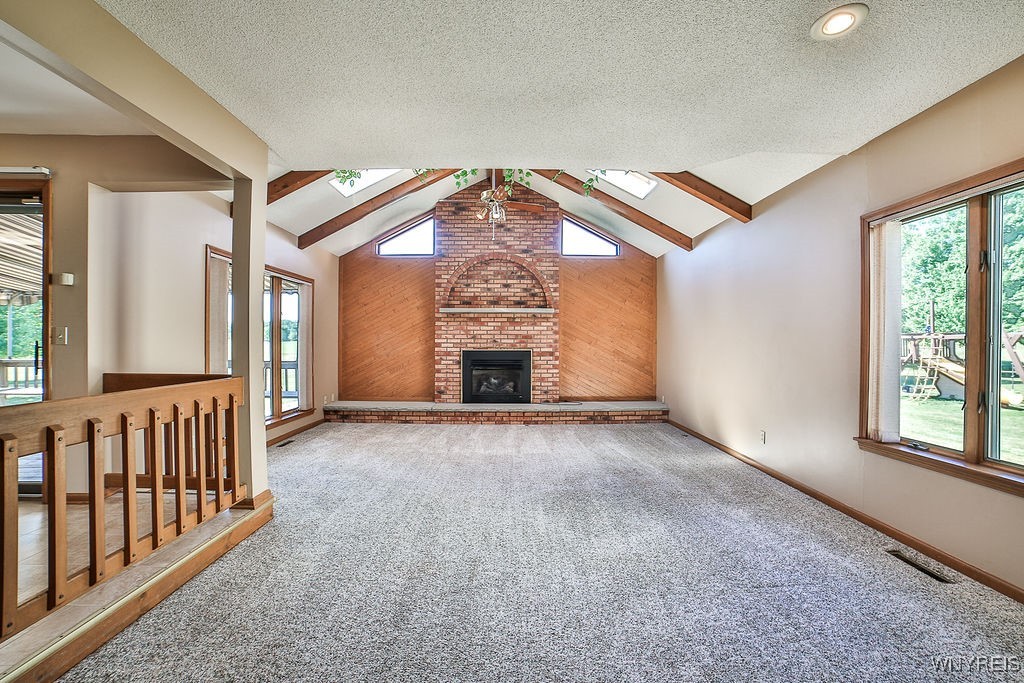 Grand Island, New York, 14072, United States, 4 Bedrooms Bedrooms, ,4 BathroomsBathrooms,Residential,For Sale,1899364
