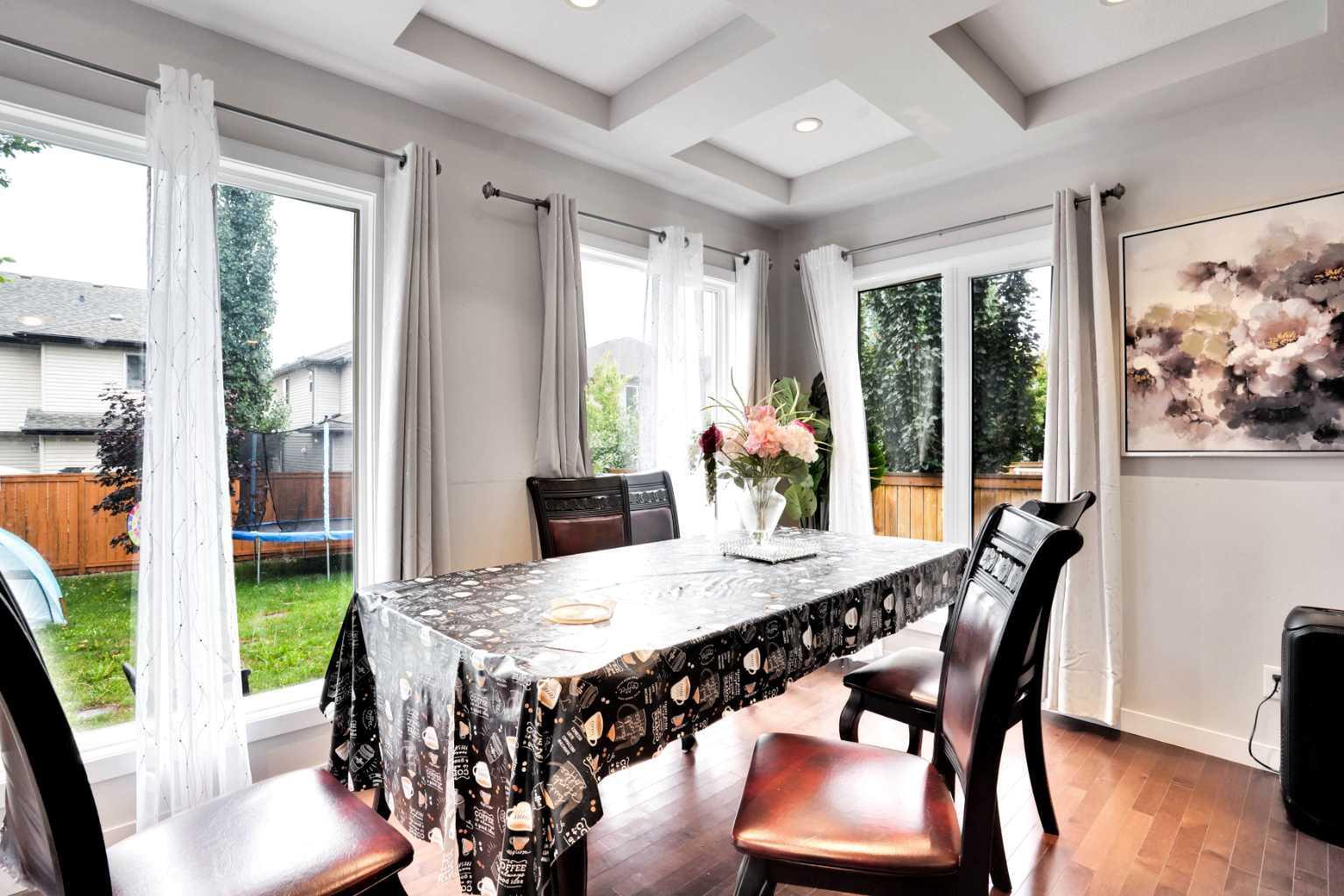 CALGARY, Alberta, T2X 0J7, CA, 3 Bedrooms Bedrooms, ,3 BathroomsBathrooms,Residential,For Sale,1906962