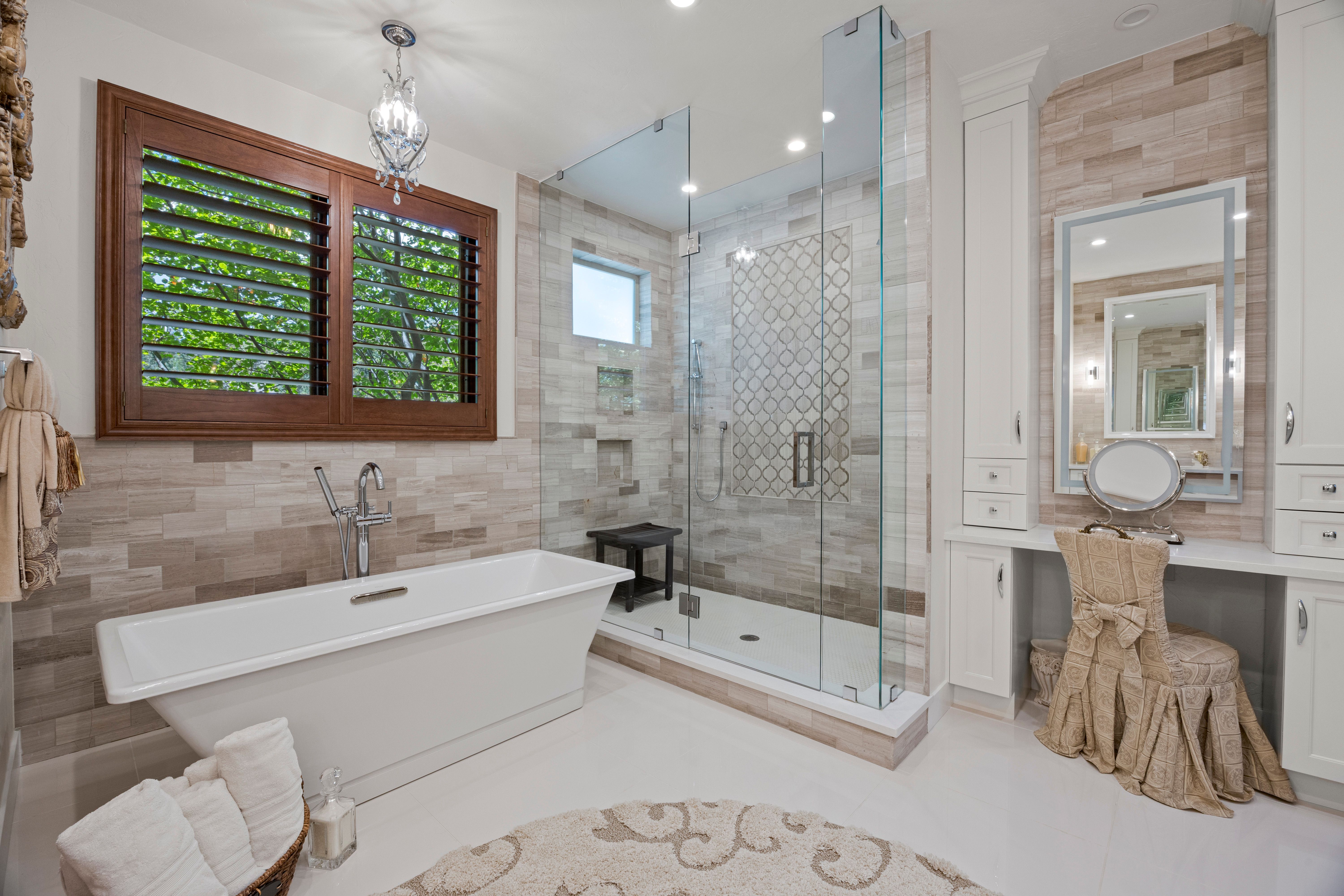  Luxury, No-Maintenance Living with Main-Floor Primary in Castle Pines Village - 物件實景