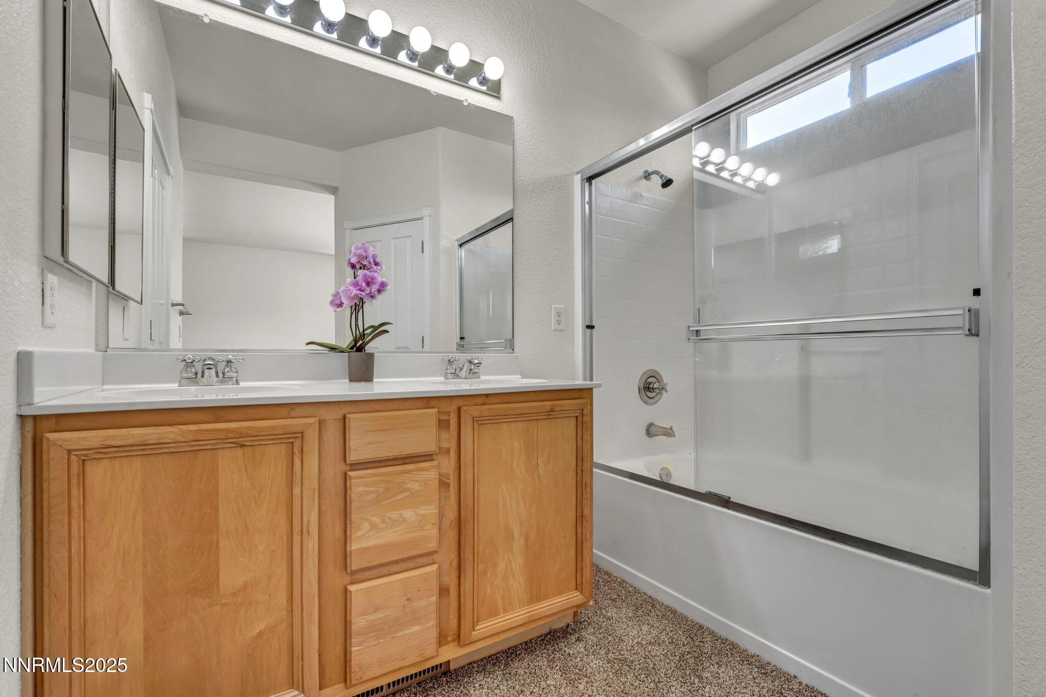 Sparks, Nevada, 89436, United States, 3 Bedrooms Bedrooms, ,2 BathroomsBathrooms,Residential,For Sale,1989103