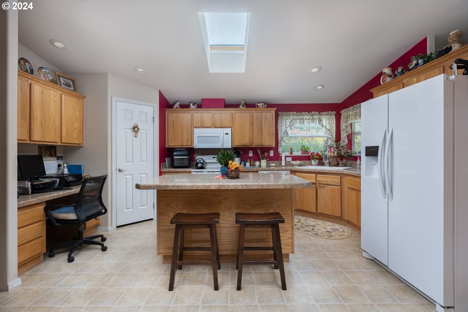 743 N SUNDOWN DR, Otis, Oregon, 97368, United States, 3 Bedrooms Bedrooms, ,2 BathroomsBathrooms,Residential,For Sale,743 N SUNDOWN DR,1656595