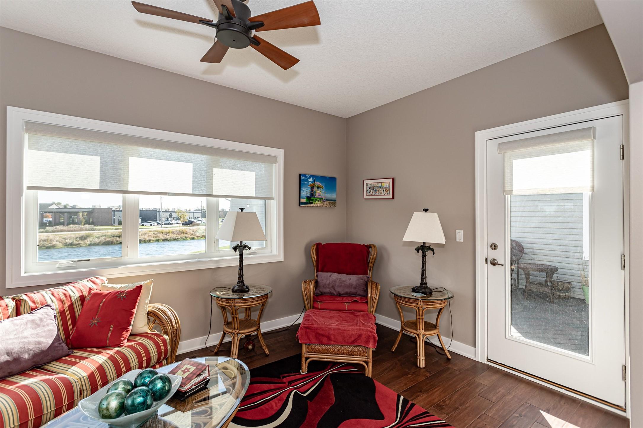 Huxley, Iowa, 50124, United States, 3 Bedrooms Bedrooms, ,4 BathroomsBathrooms,Residential,For Sale,1975507