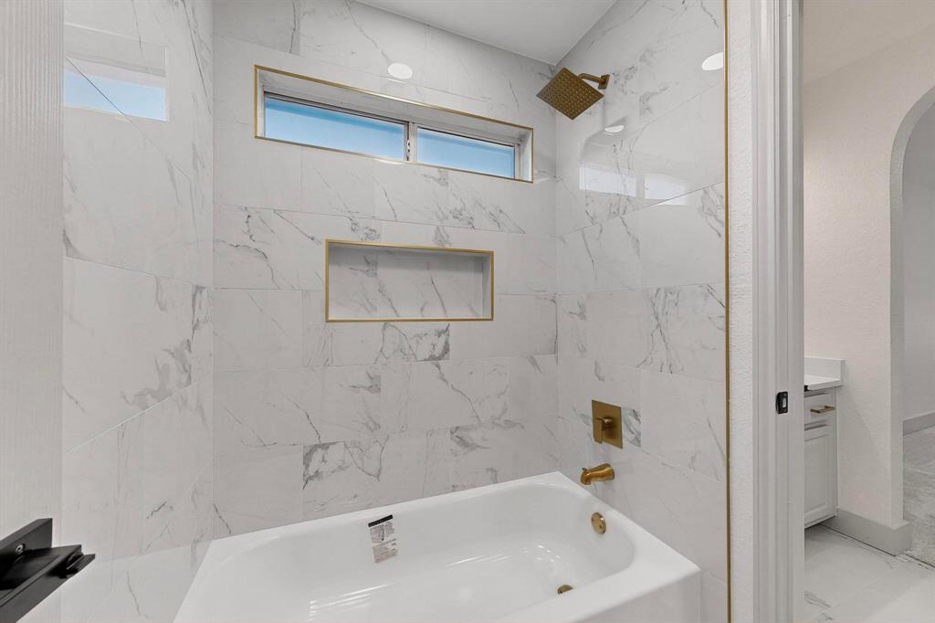 Frisco, Texas, 75033, United States, 5 Bedrooms Bedrooms, ,4 BathroomsBathrooms,Residential,For Sale,2005680