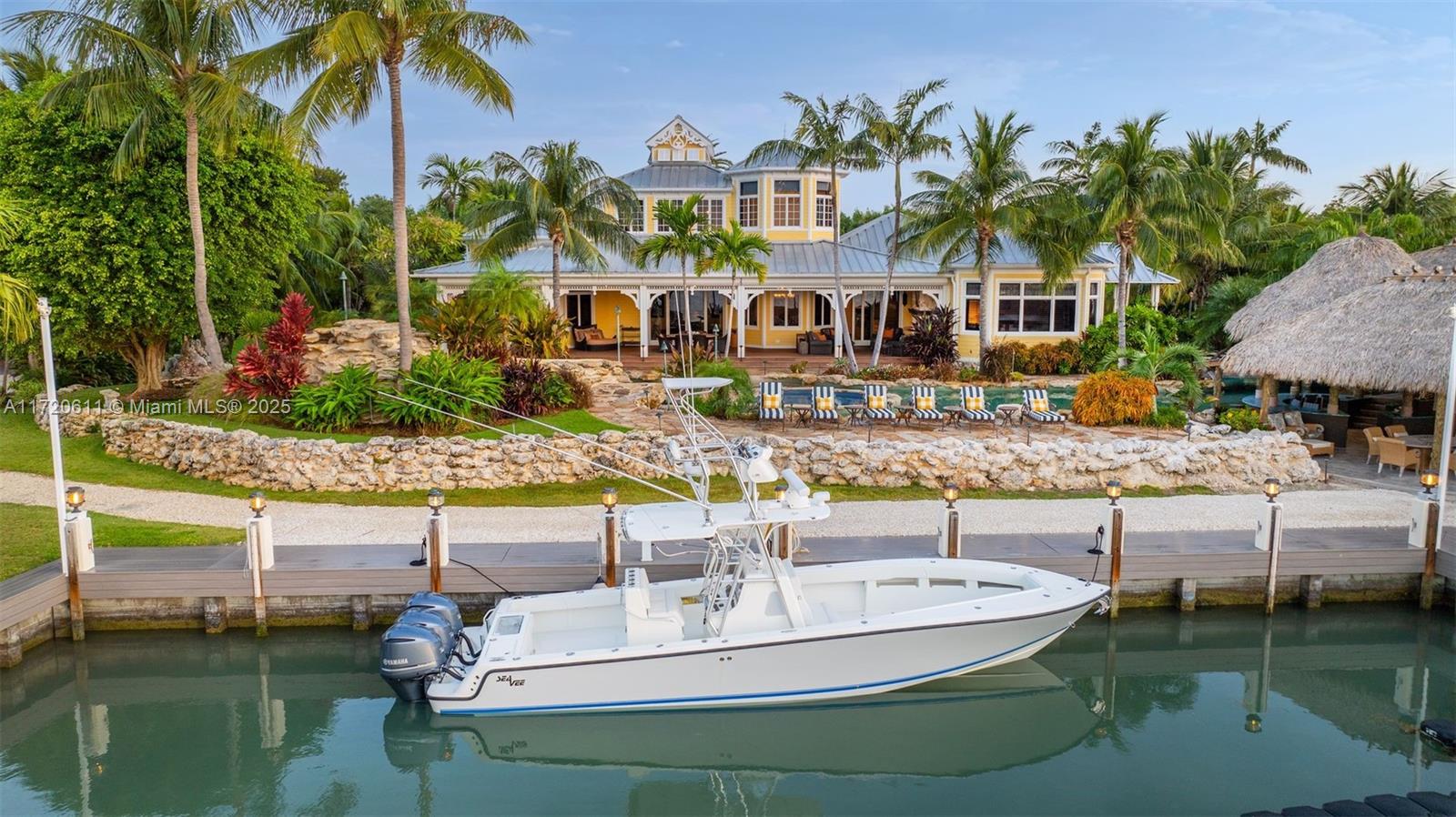Marathon, Florida, 33050, United States, 5 Bedrooms Bedrooms, ,9 BathroomsBathrooms,Residential,For Sale,1933617