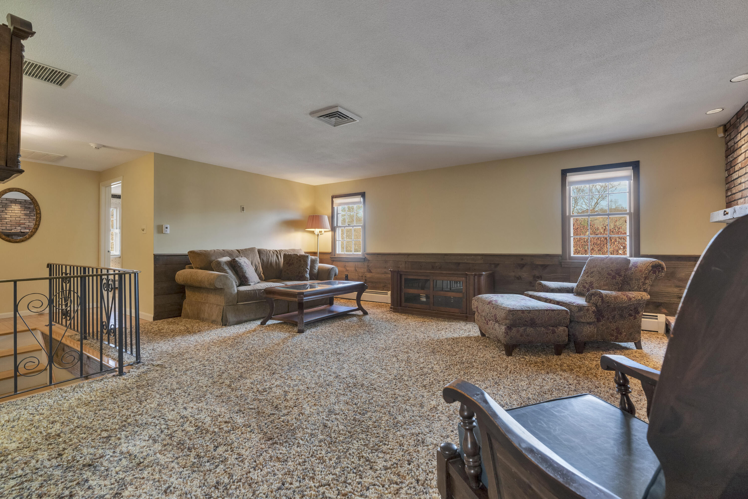 Biddeford, Maine, 04005, United States, 4 Bedrooms Bedrooms, ,2 BathroomsBathrooms,Residential,For Sale,1998354