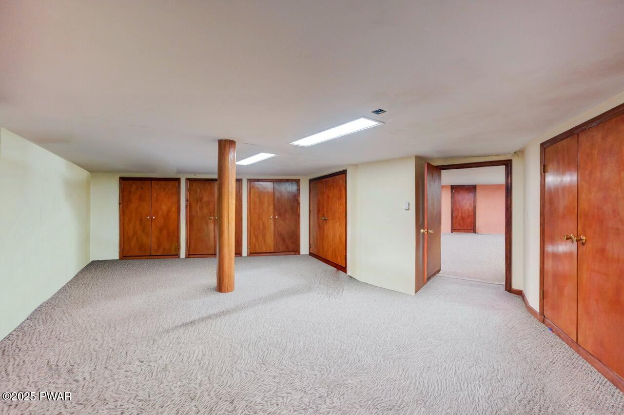 Hawley, Pennsylvania, 18428, United States, 3 Bedrooms Bedrooms, ,3 BathroomsBathrooms,Residential,For Sale,1937787