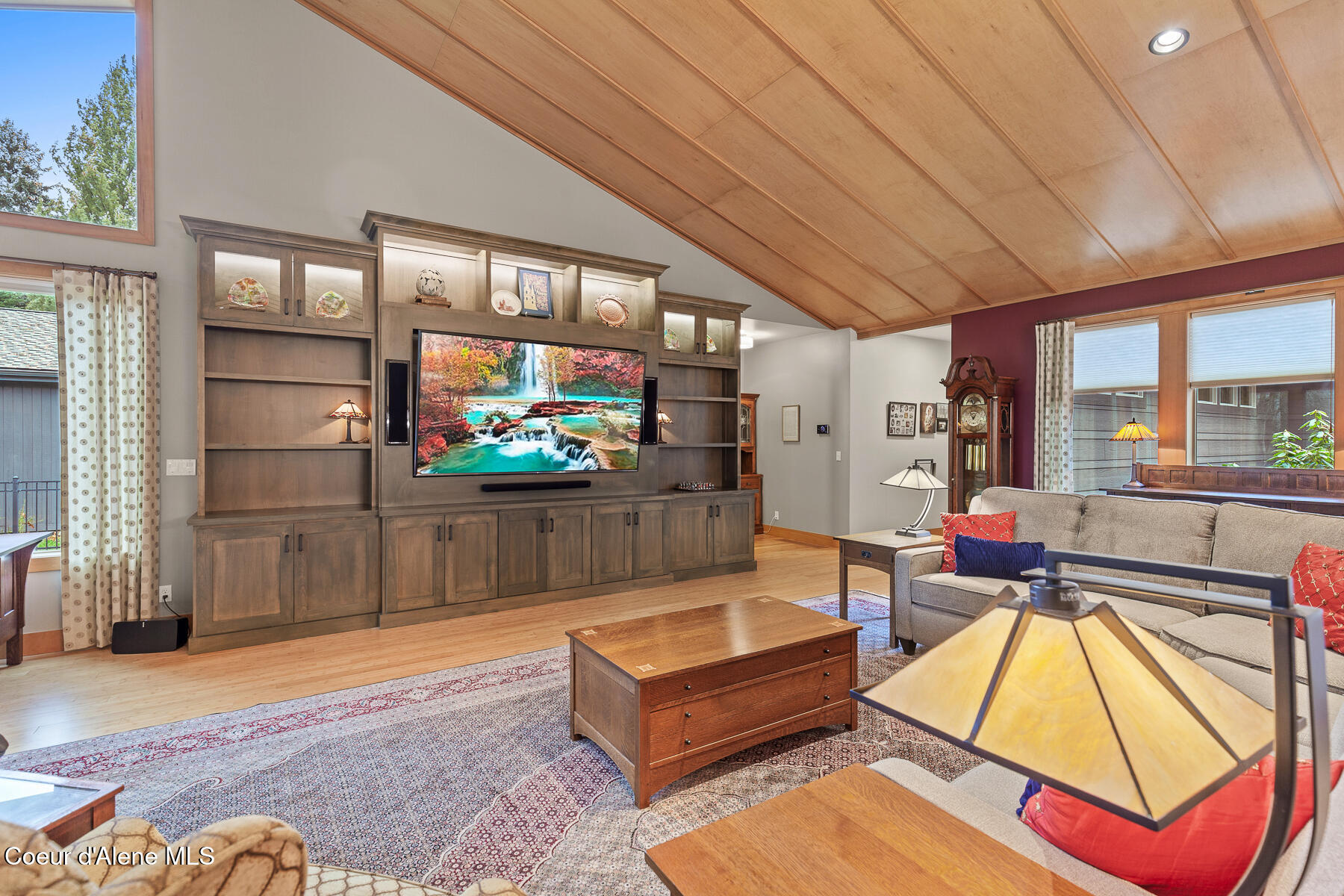 Hayden Lake, Idaho, 83835, United States, 4 Bedrooms Bedrooms, ,4 BathroomsBathrooms,Residential,For Sale,1984036