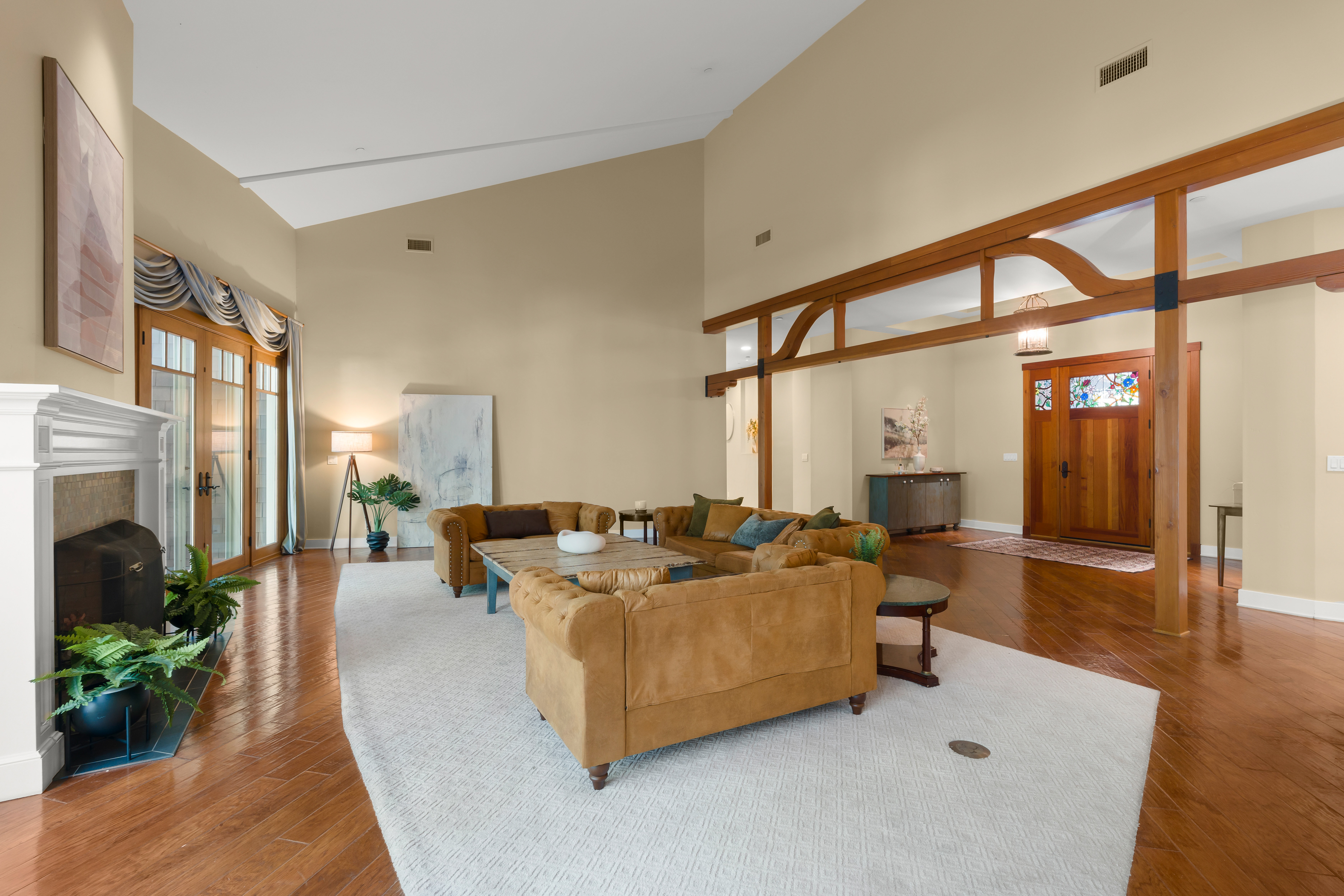  402 South Montgomery Street, Ojai, CA 93023 - 物件實景