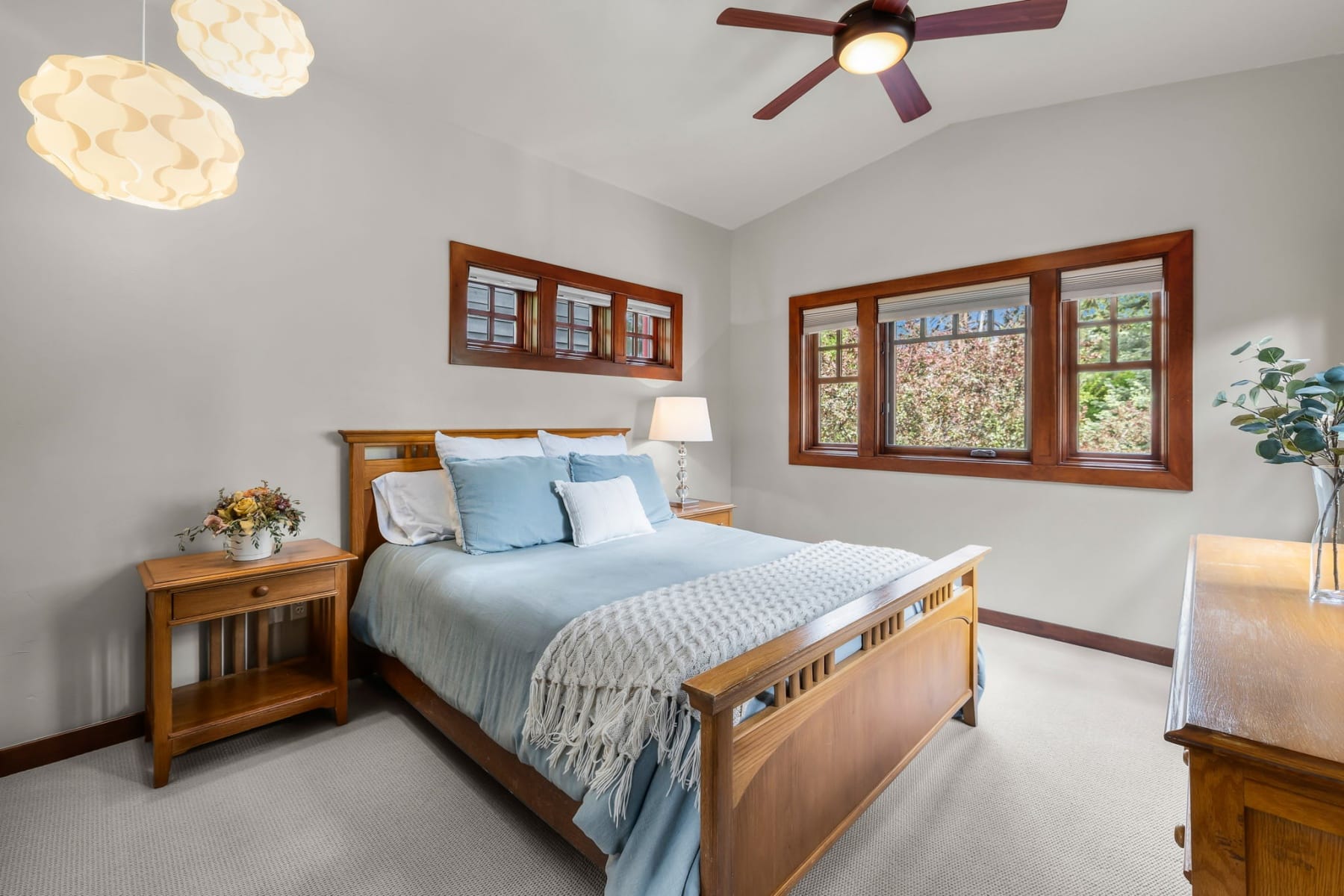  2216 NW 6th Street Bend, OR 97703 - 物件實景