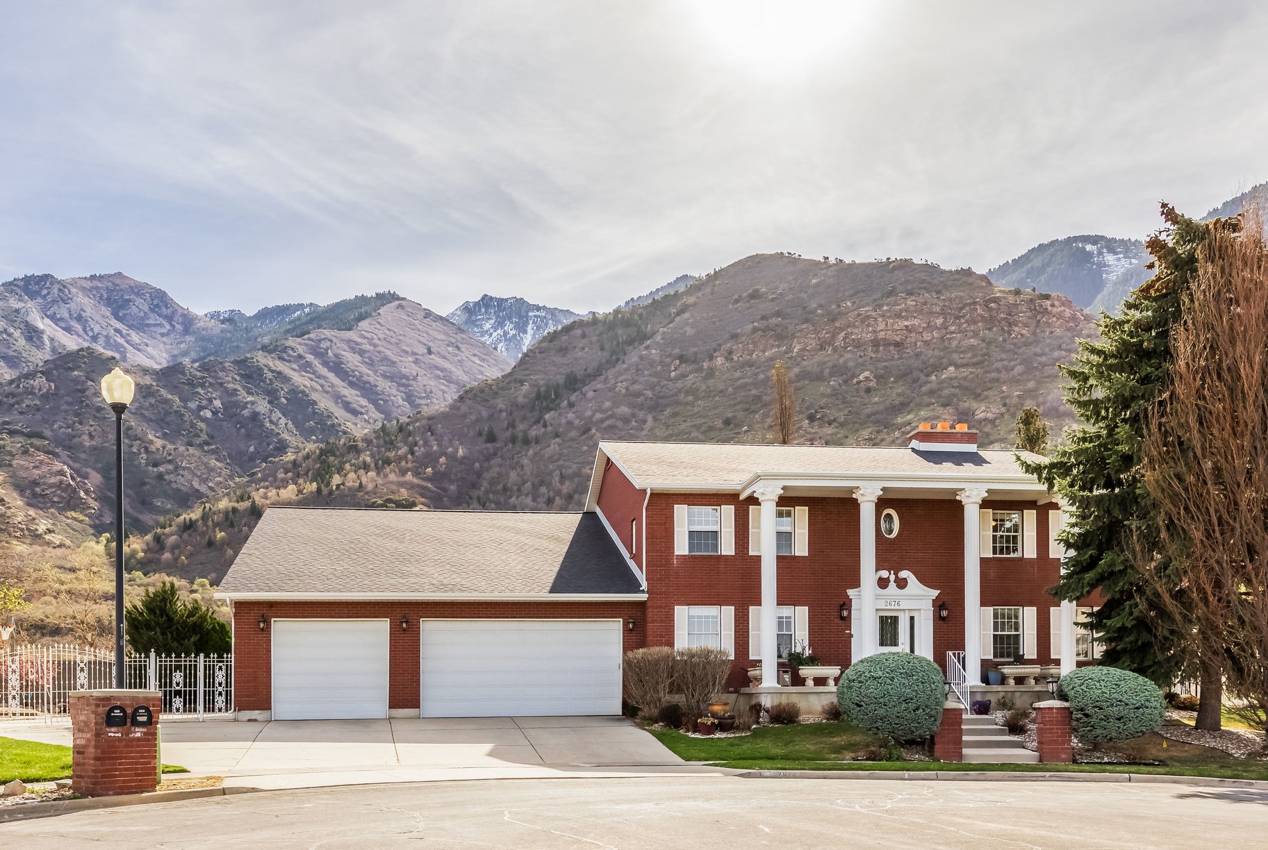  Updated Sandy Home With One of a Kind Location With Unobstructed Mountain Views - 物件實景