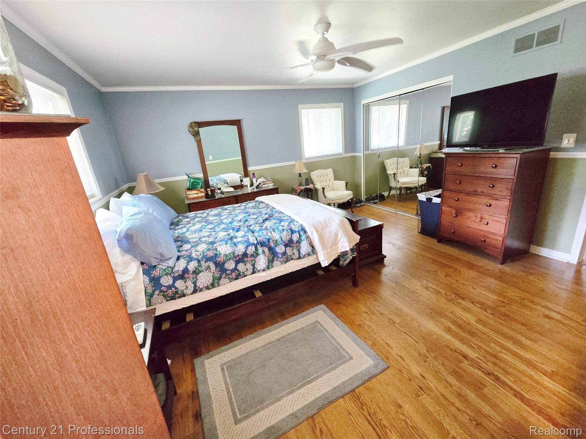 RochesterHills, Michigan, 48309, United States, 3 Bedrooms Bedrooms, ,3 BathroomsBathrooms,Residential,For Sale,1973960