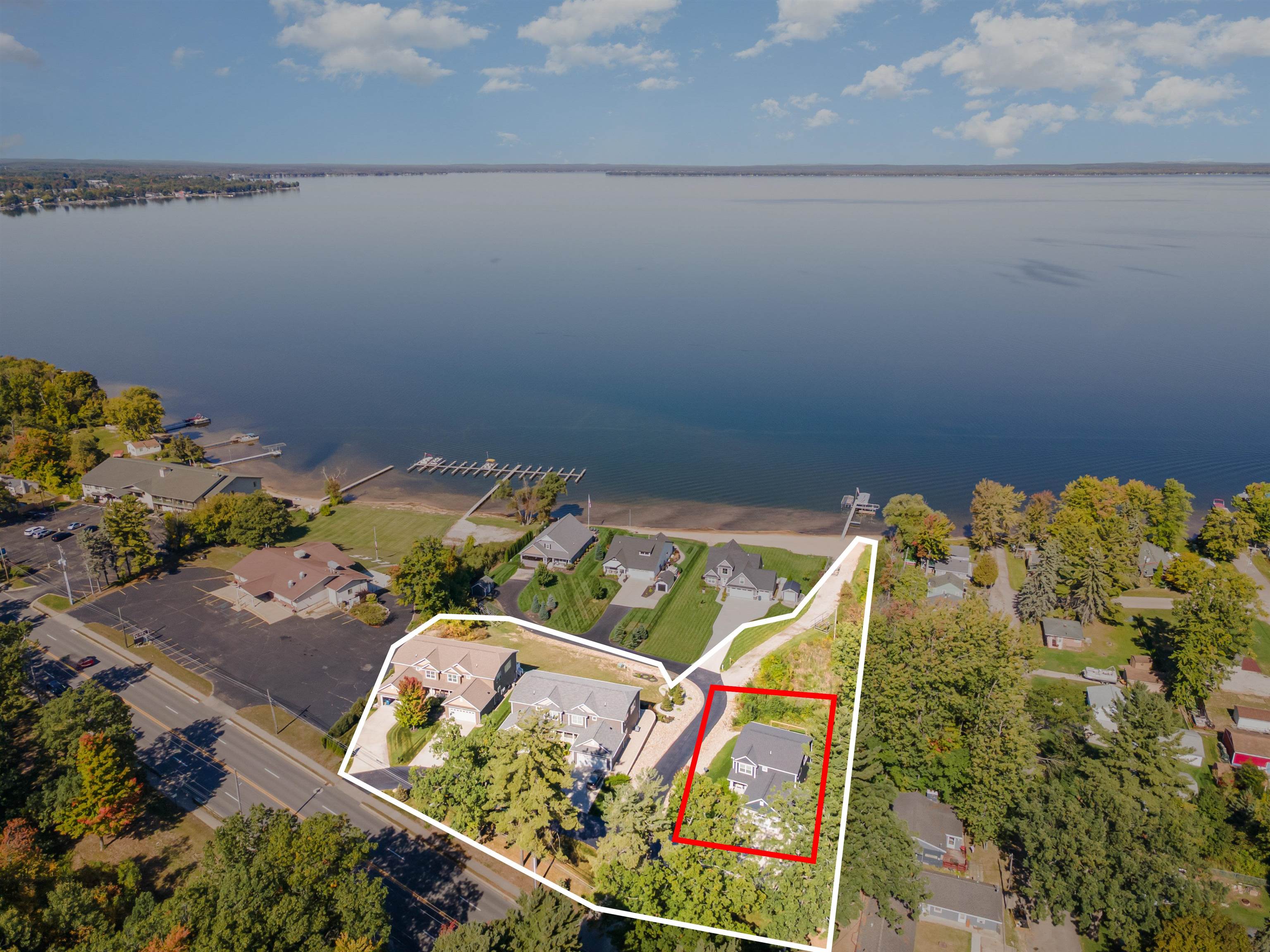 Houghton Lake, Michigan, 48629, United States, 3 Bedrooms Bedrooms, ,3 BathroomsBathrooms,Residential,For Sale,1983284