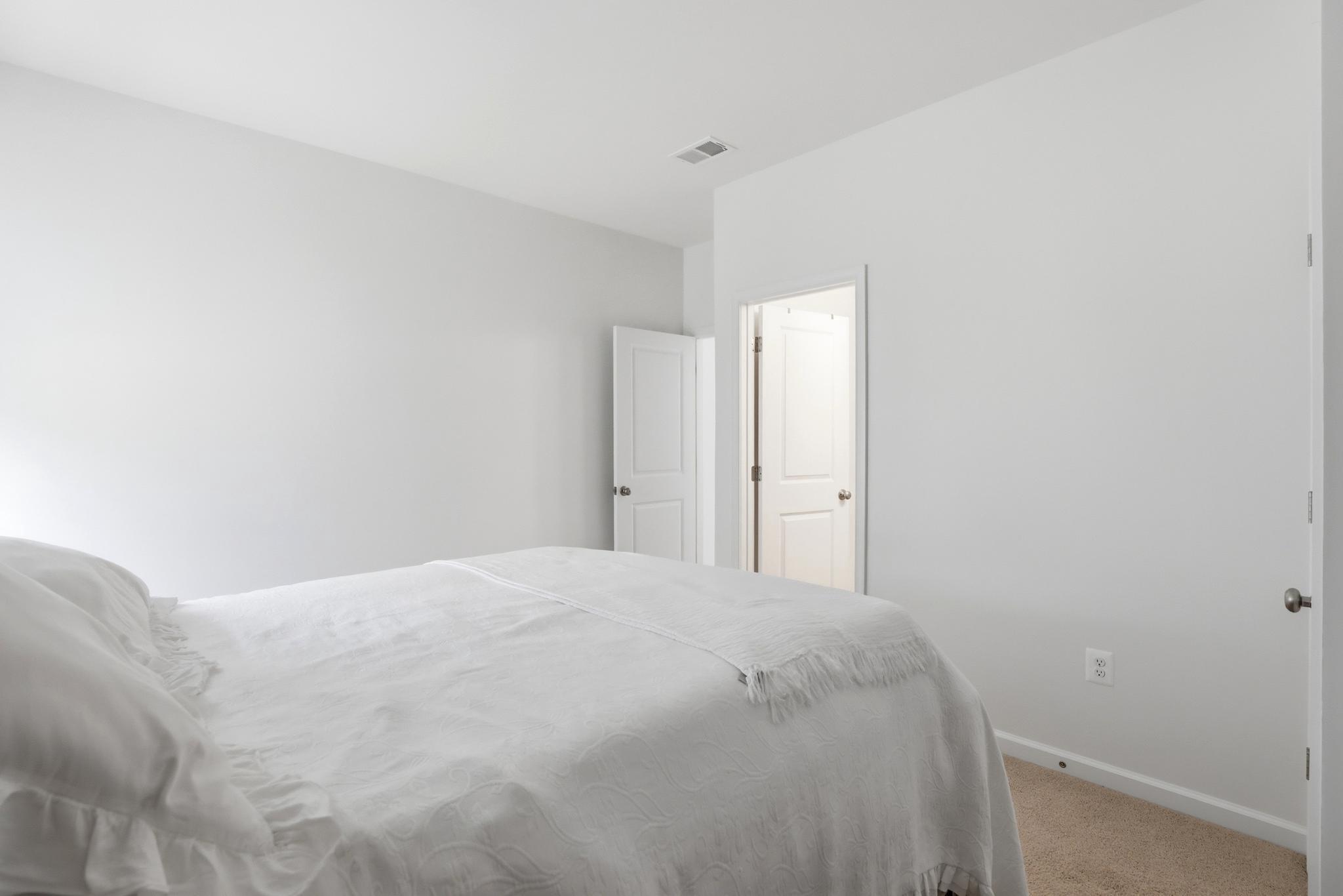  9428 Deschamp Court, Manassas, VA, 20112 - 物件實景