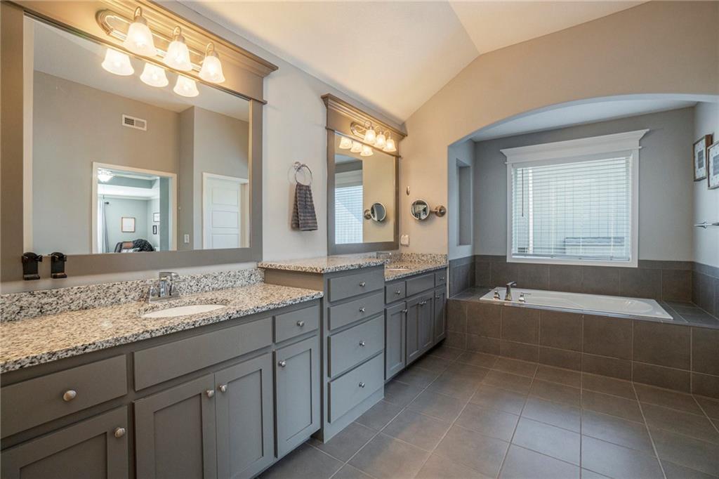 Olathe, Kansas, 66061, United States, 5 Bedrooms Bedrooms, ,5 BathroomsBathrooms,Residential,For Sale,1969307